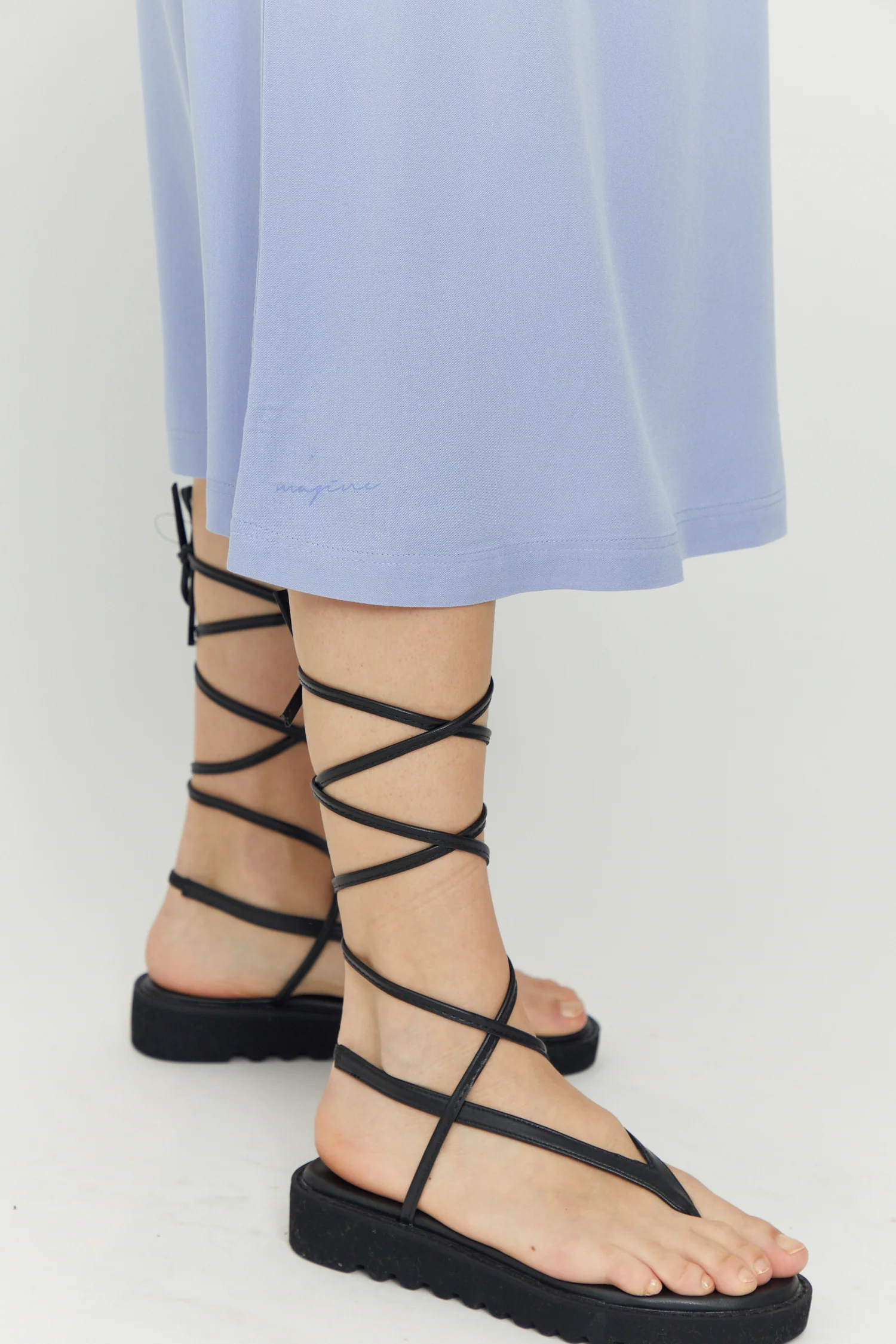 Valera Midi Dress - Image 10