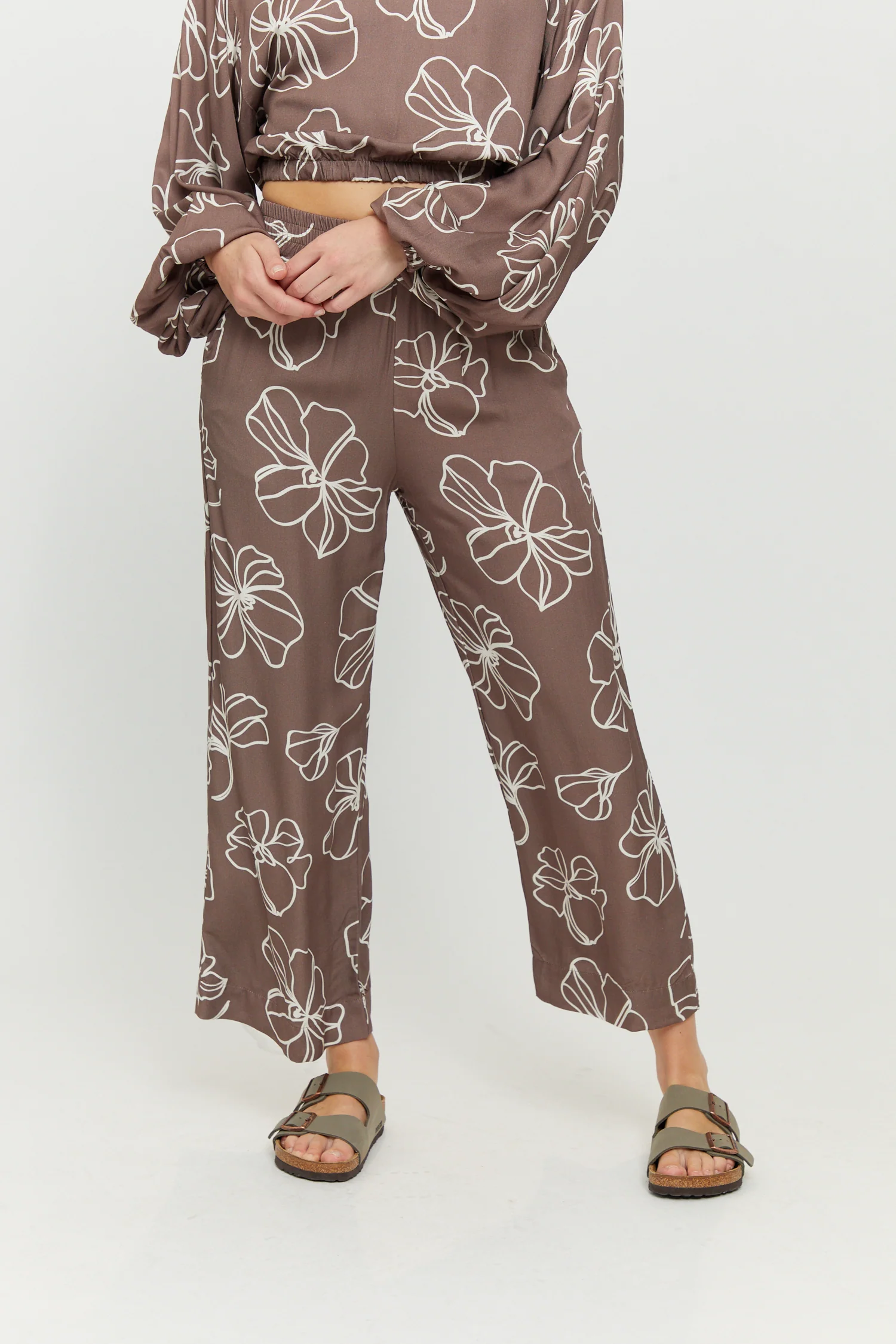 Cherry Printed Pants - Image 7