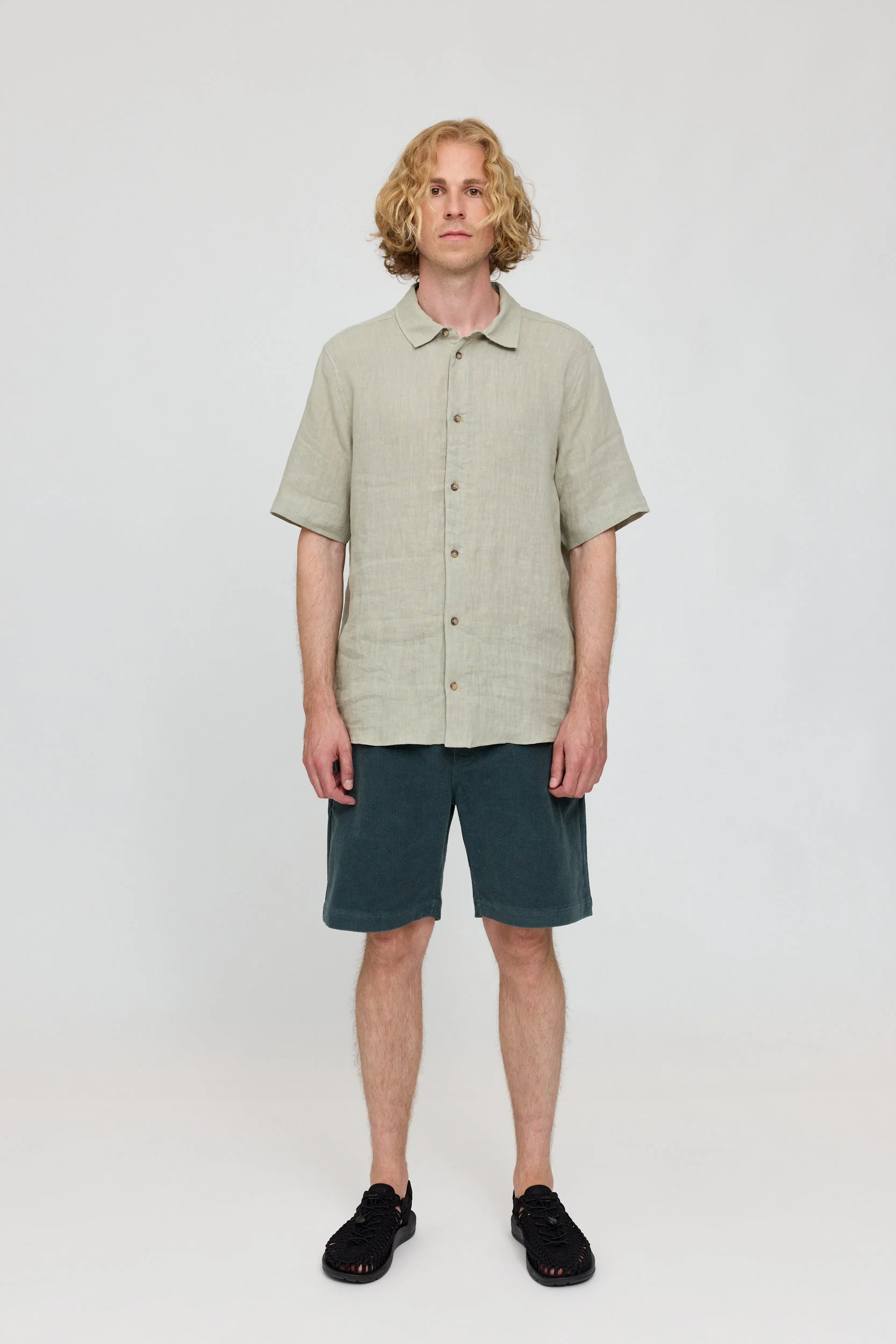 Shortsleeve Linen Shirt - Image 22