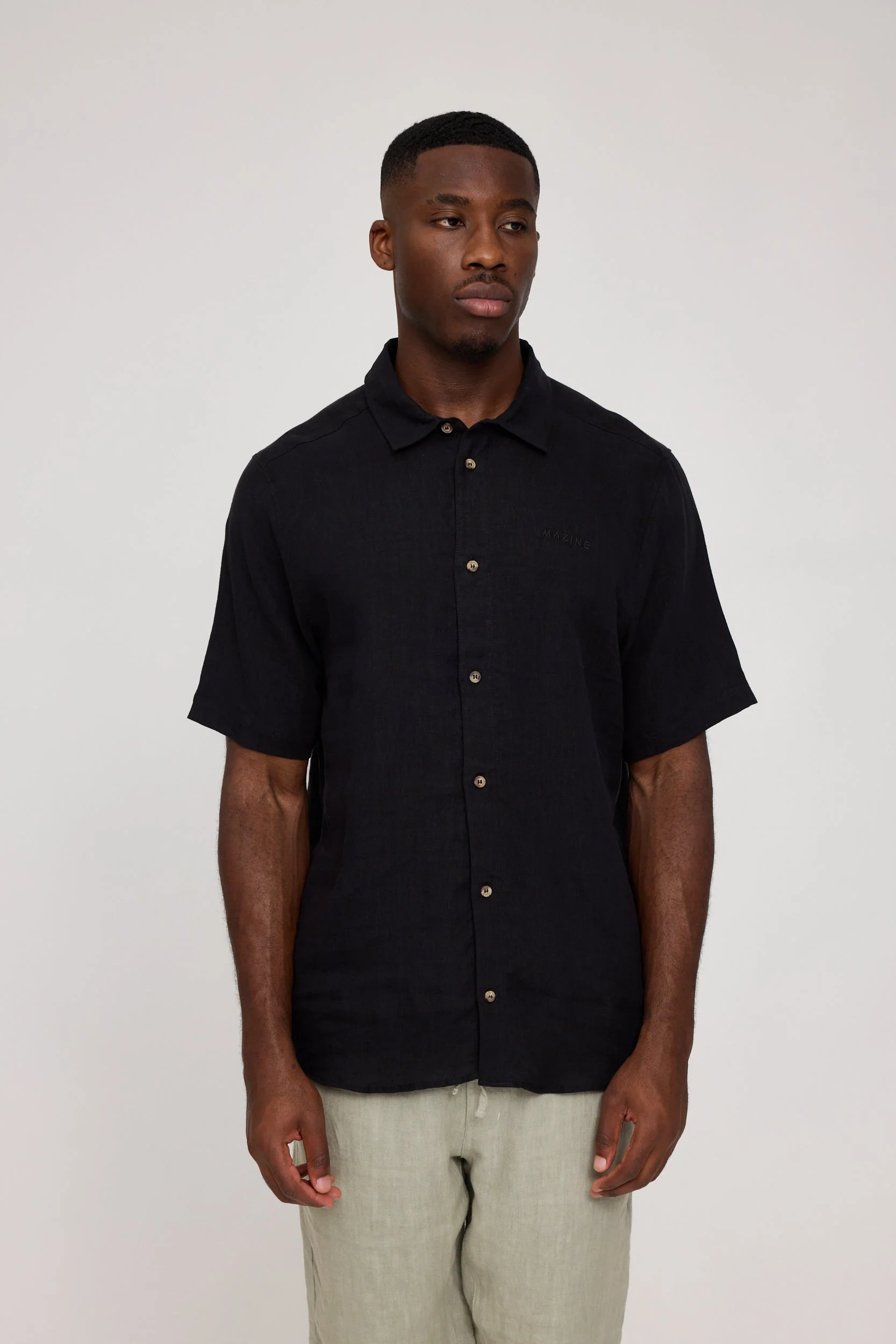Shortsleeve Linen Shirt - Image 25