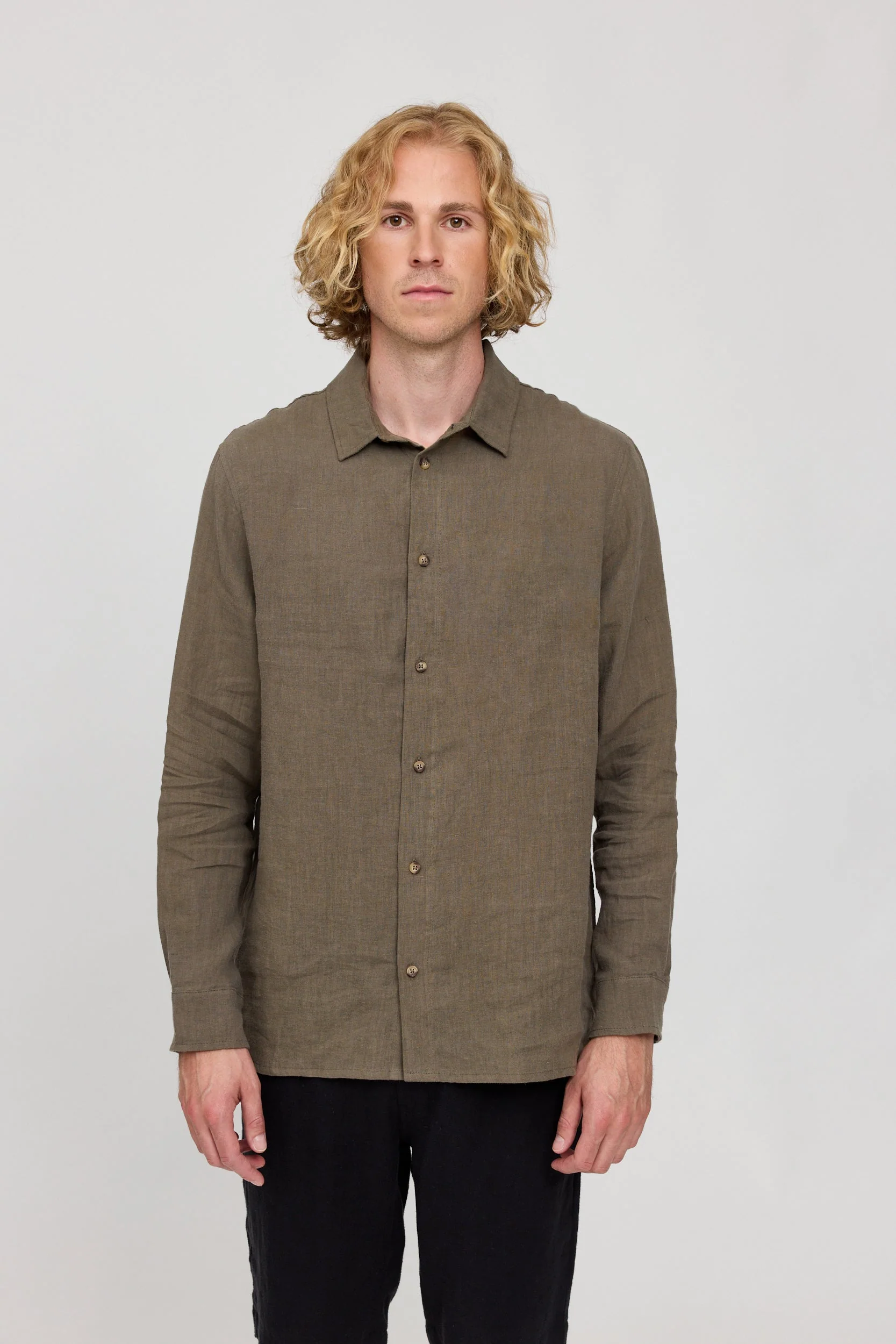 Classic Linen Shirt - Image 13