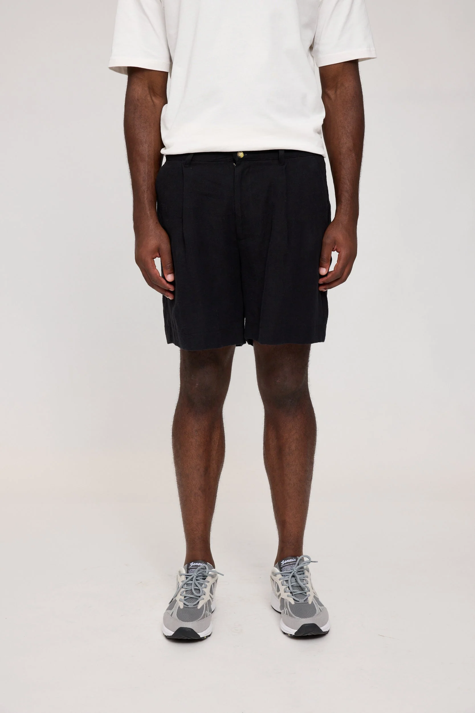 Linen Bermuda Shorts - Image 6
