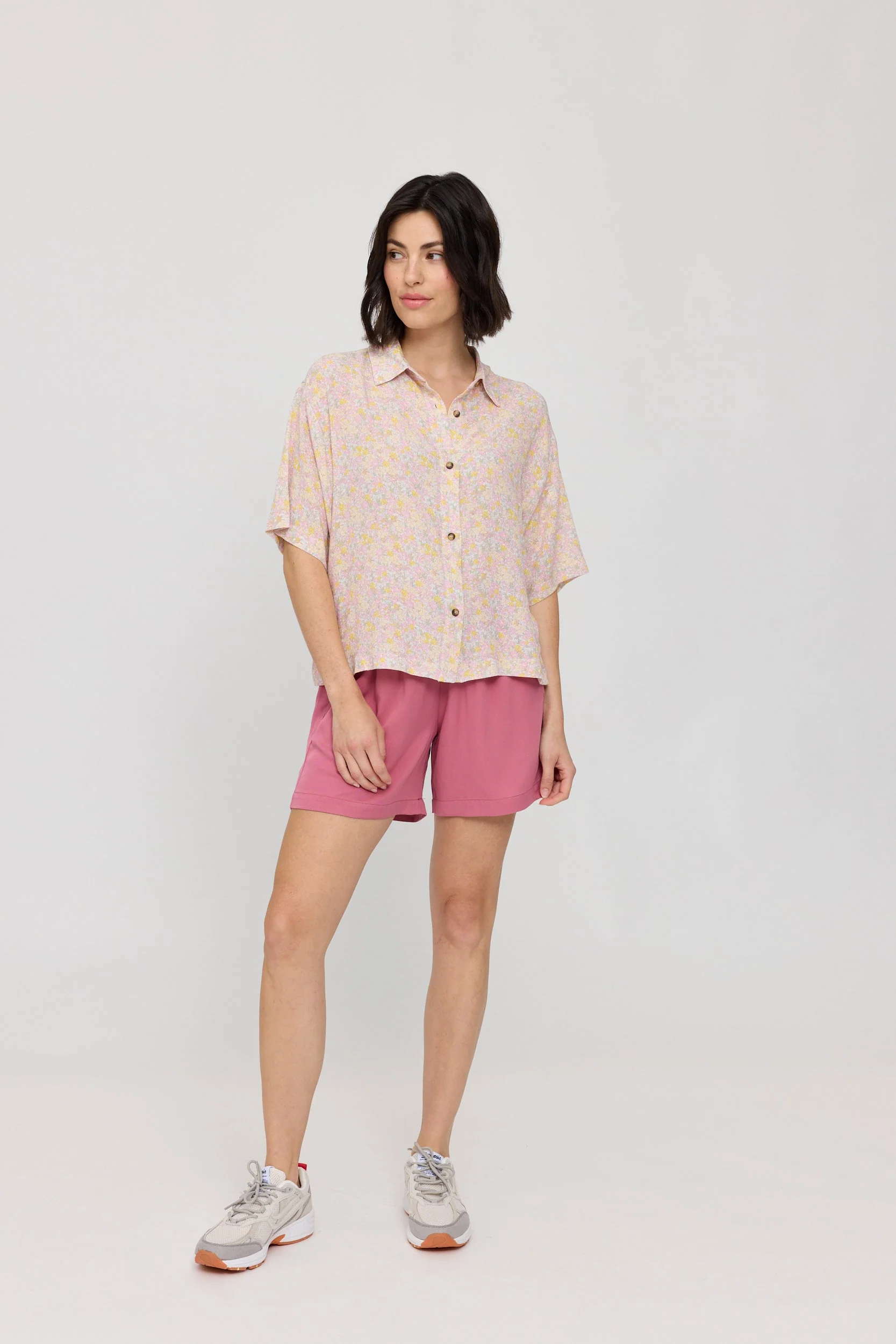 Printed Crinkle Short Sleeve Shirt - Image 10
