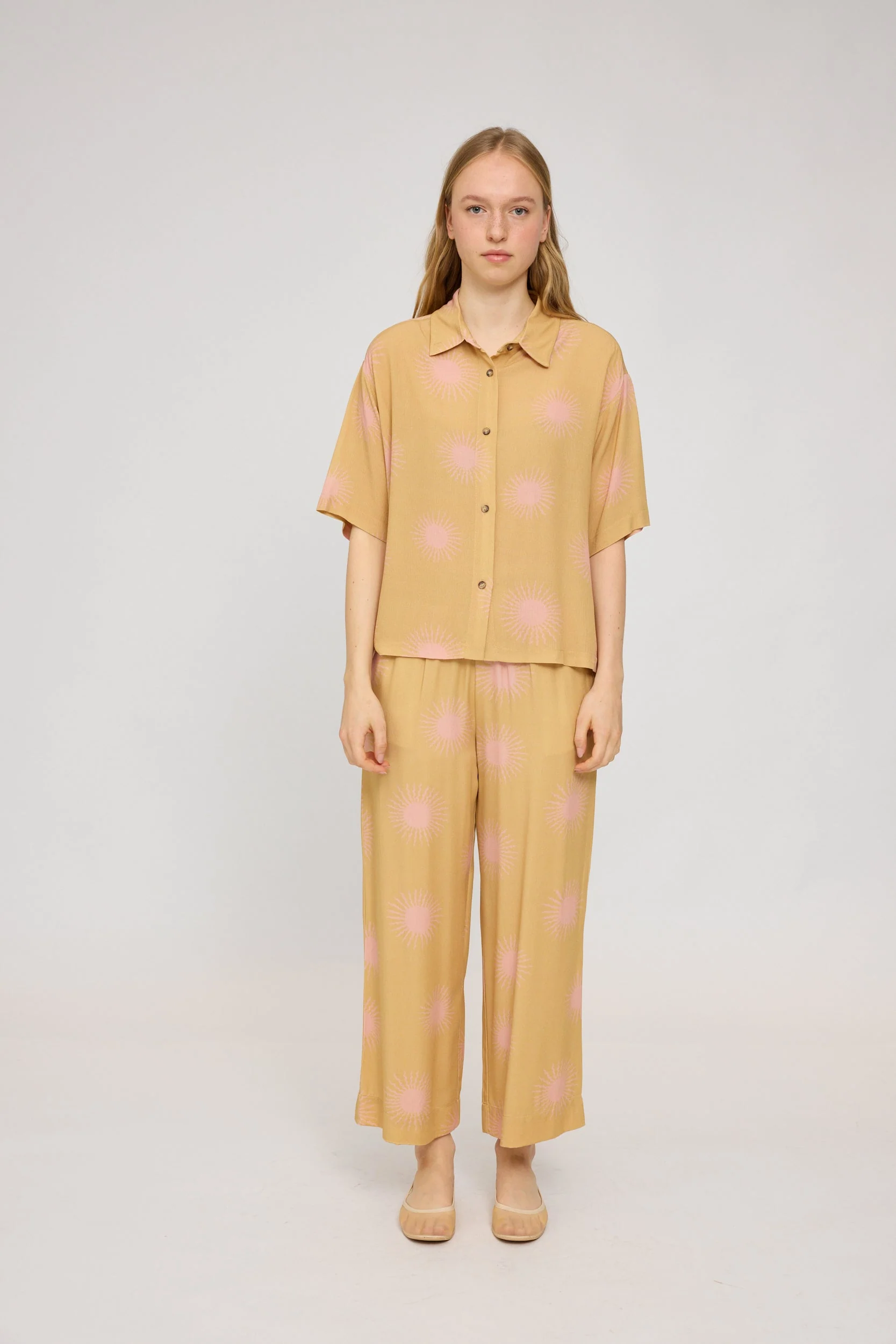 Printed Crinkle Short Sleeve Shirt - Image 4