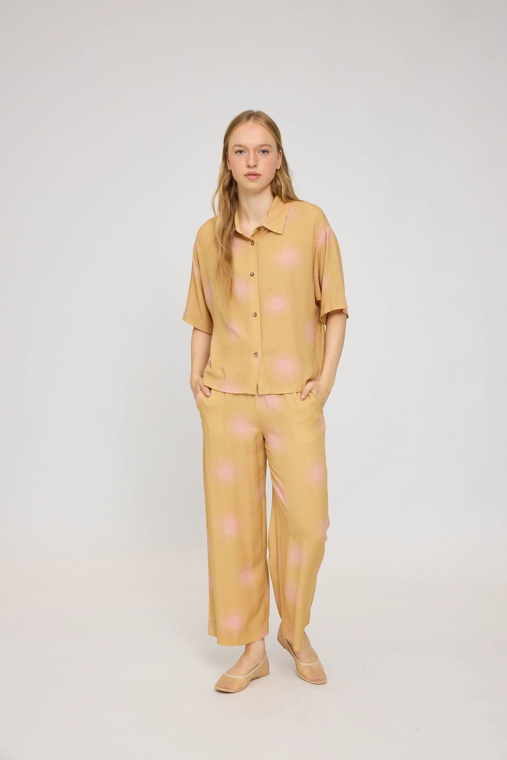 Printed Crinkle Short Sleeve Shirt - Image 5