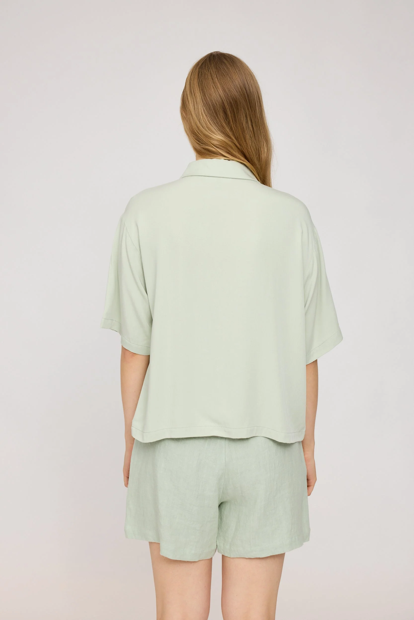 Short Sleeve Shirt - Image 2