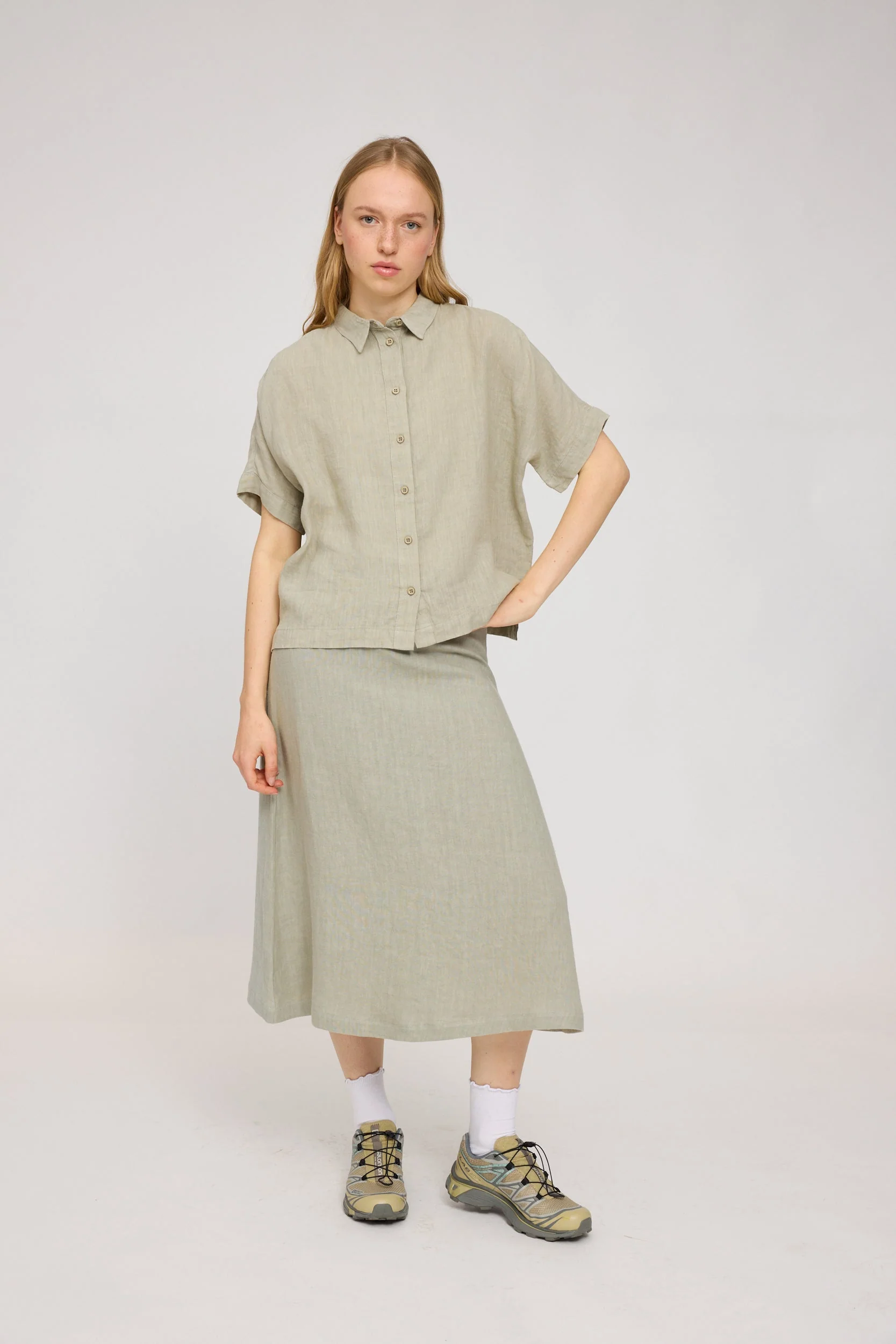 Short Sleeve Linen Shirt - Image 5