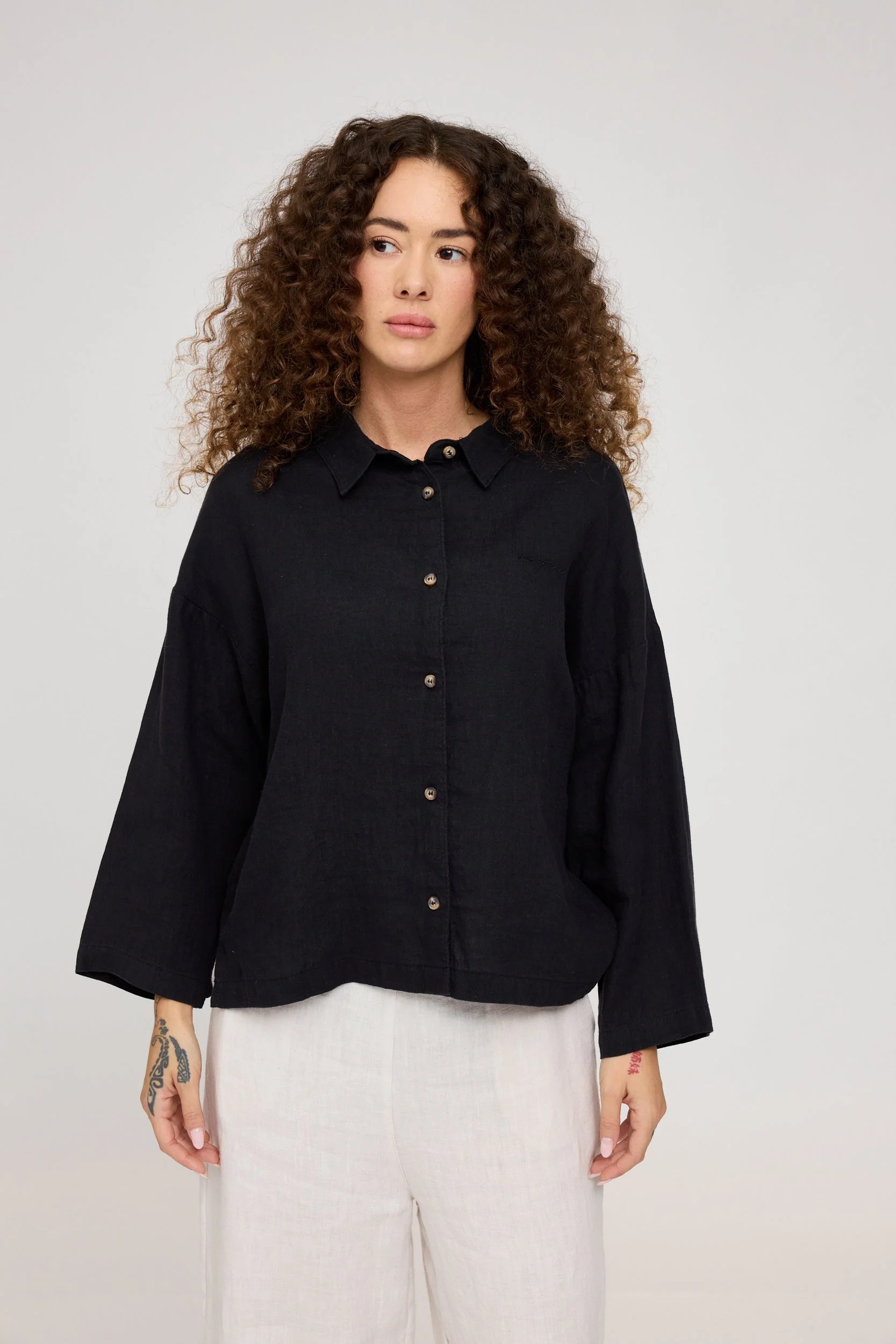3/4 Sleeve Linen Shirt - Image 19