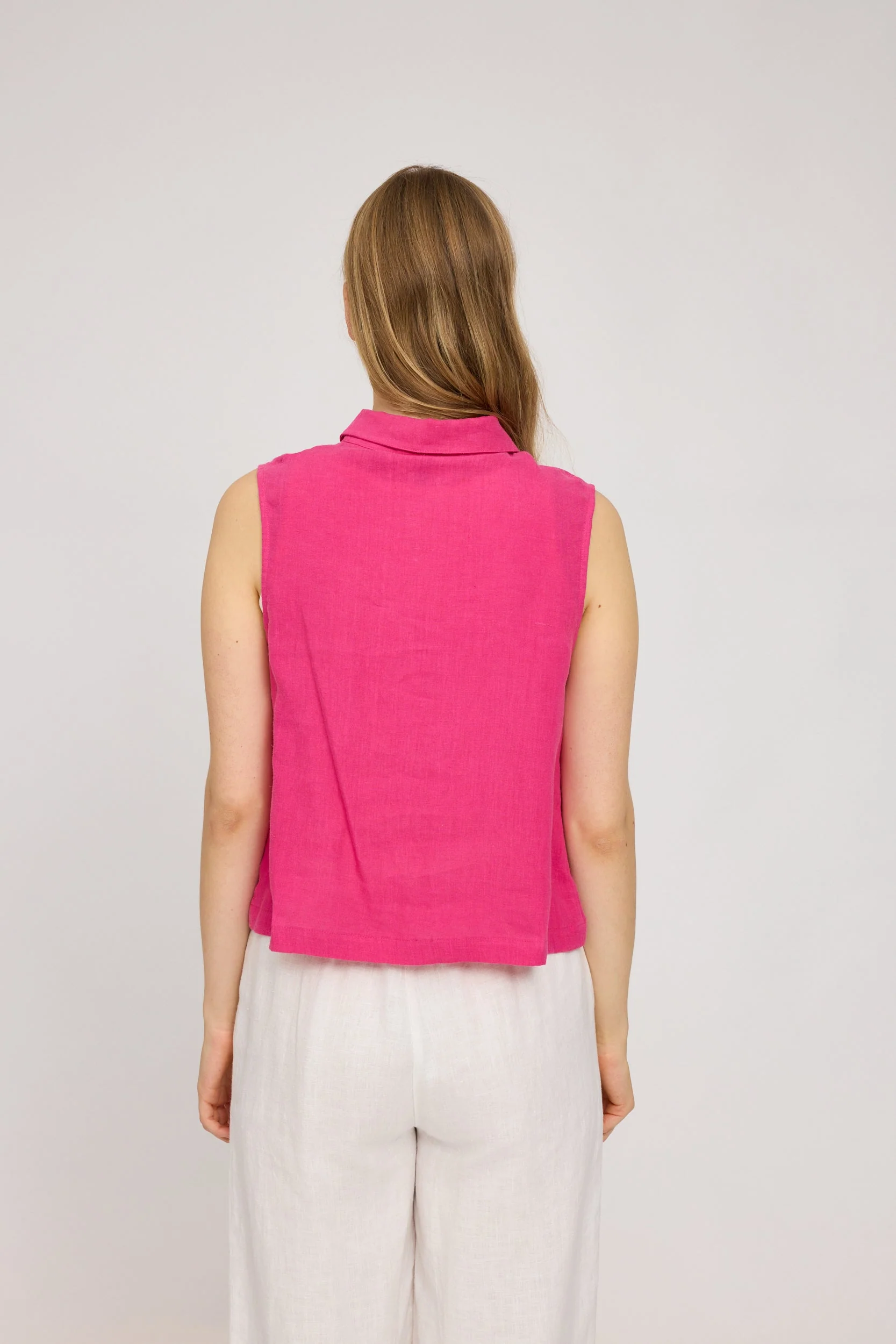 Sleeveless Linen Blouse - Image 20