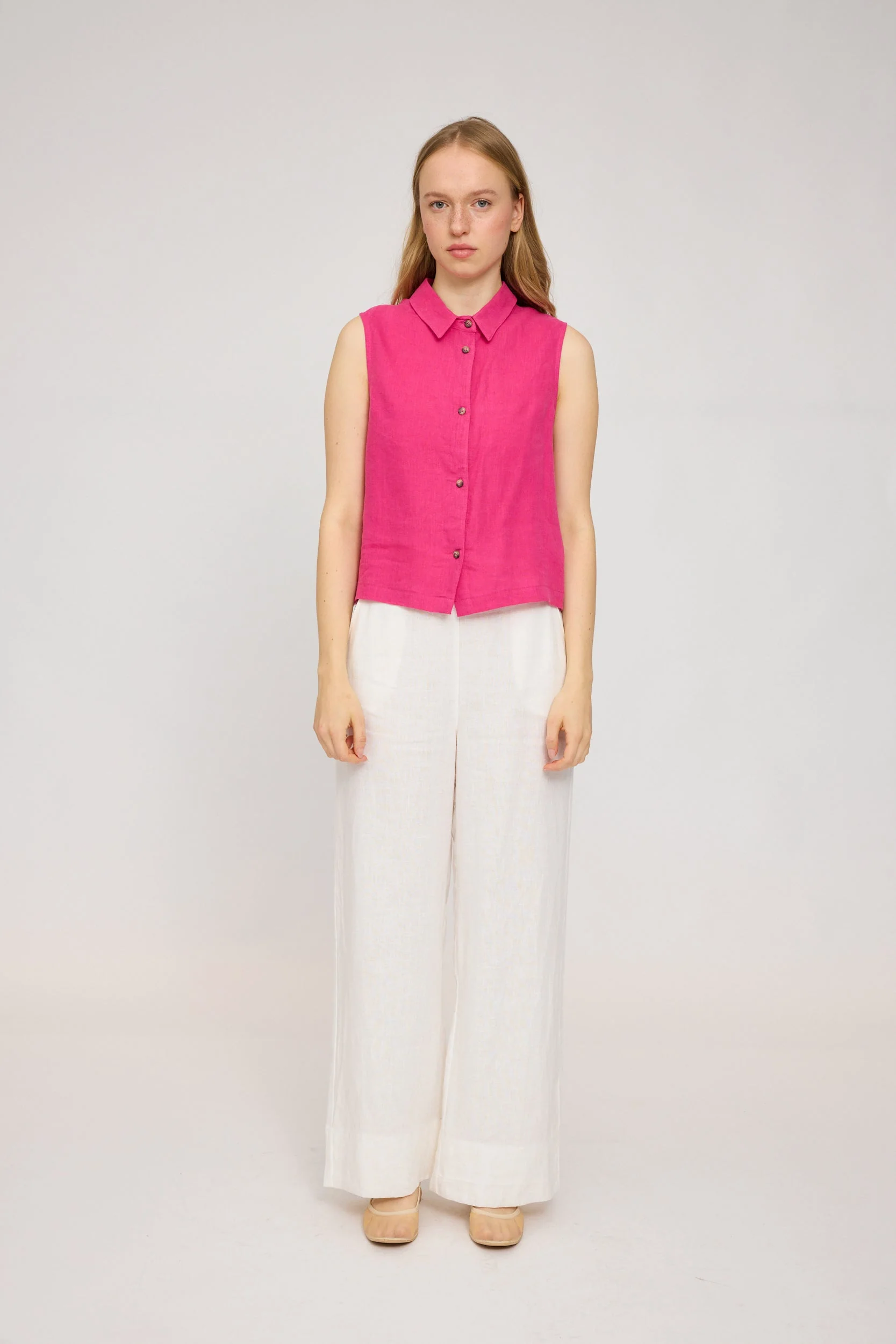 Sleeveless Linen Blouse - Image 22