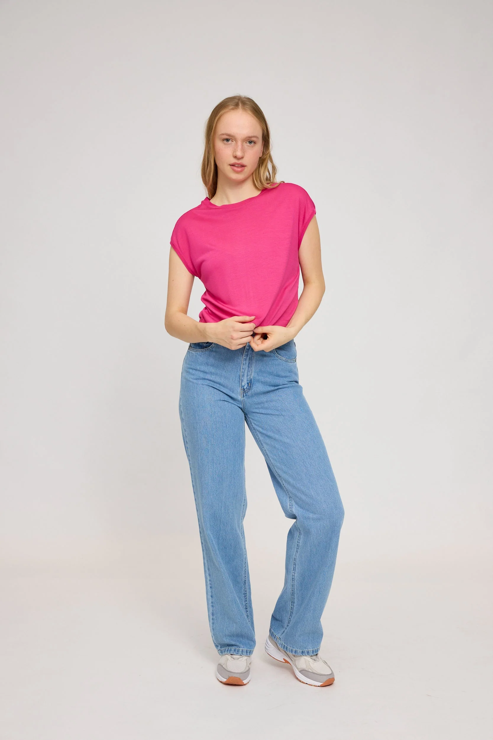 Cropped T Loose Fit - Image 30