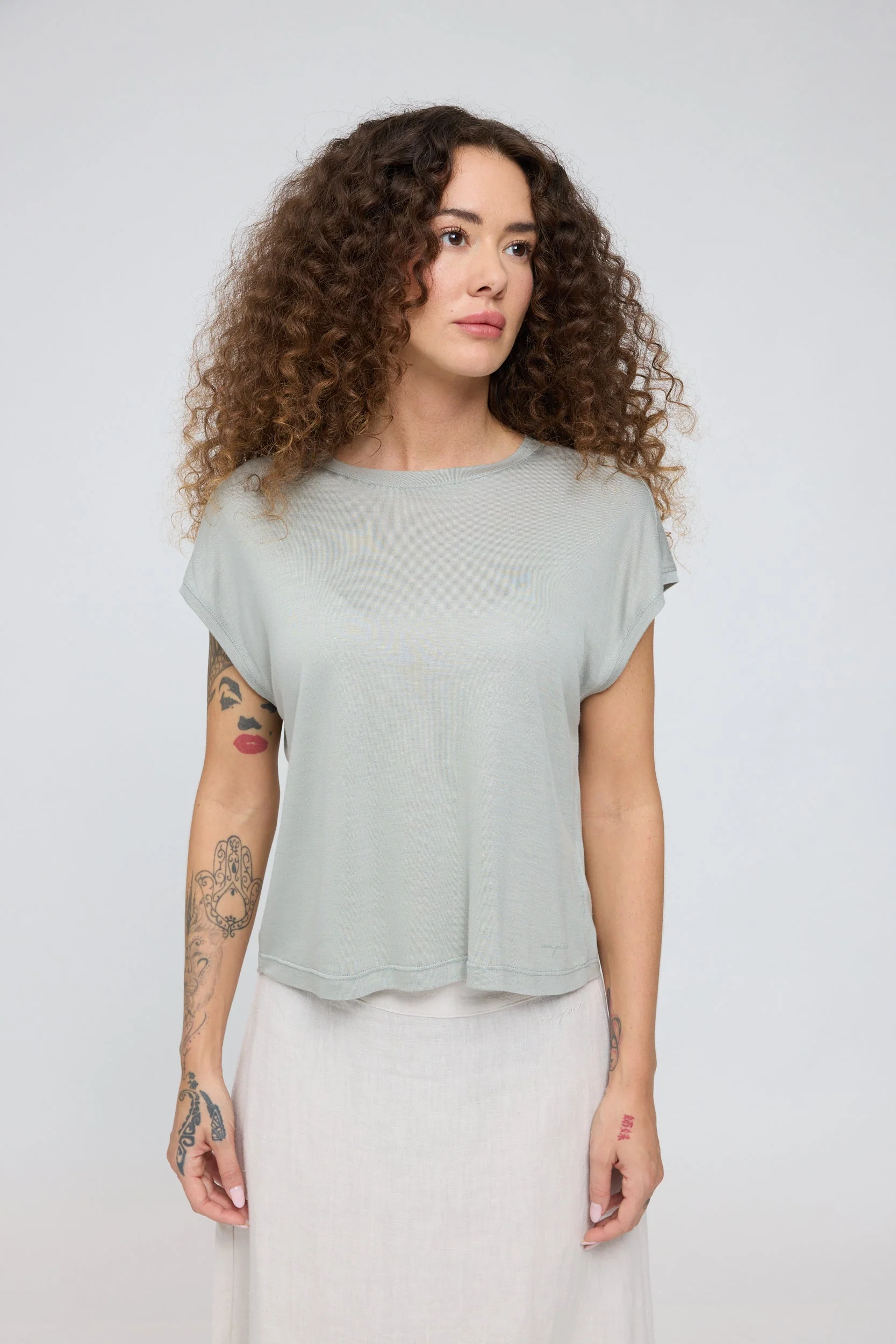 Cropped T Loose Fit - Image 38