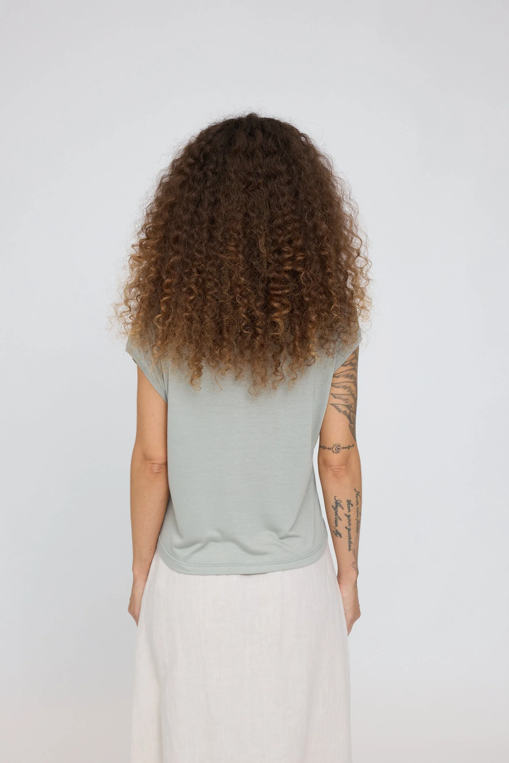 Cropped T Loose Fit - Image 39