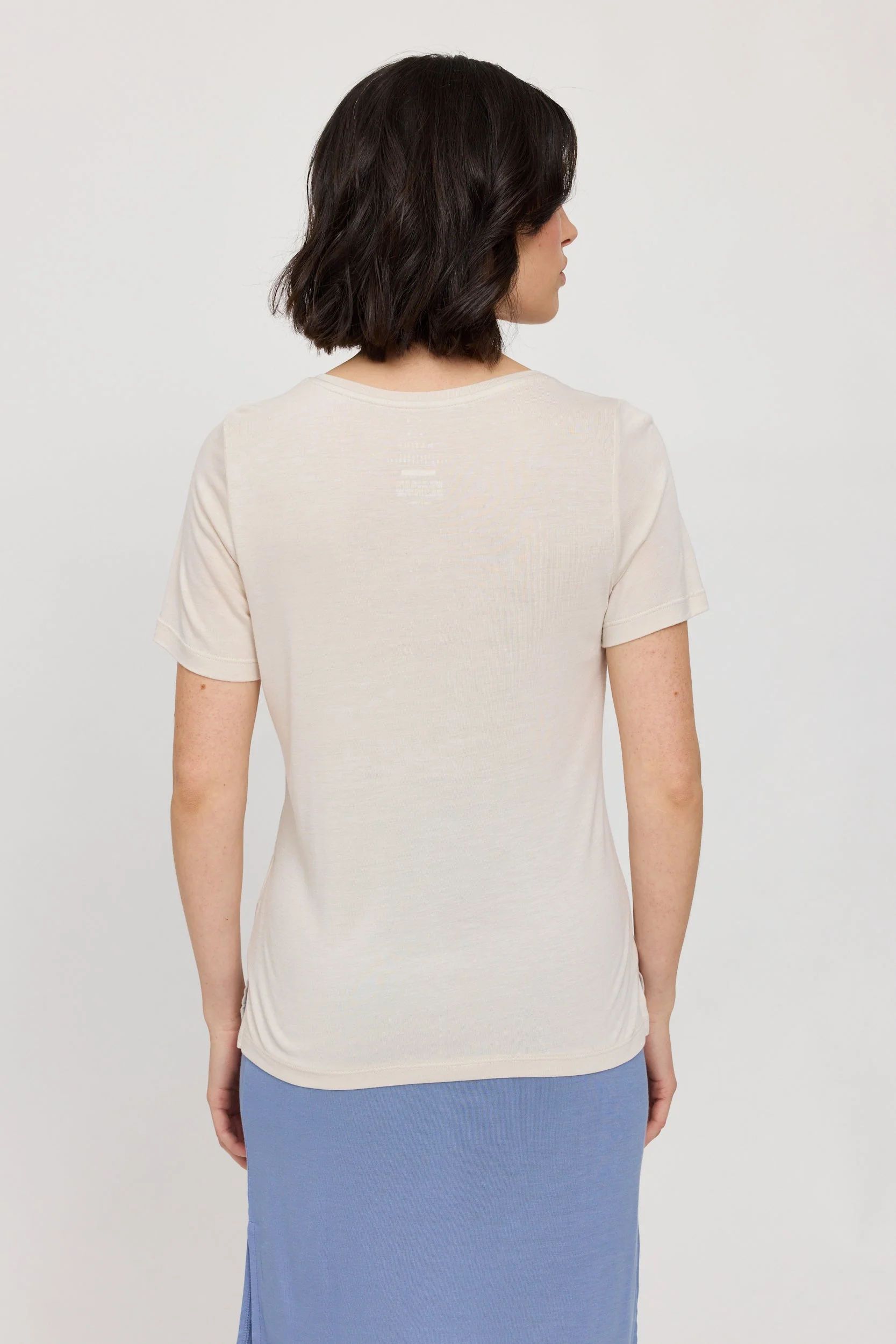 Basic T V-Neck - Image 14