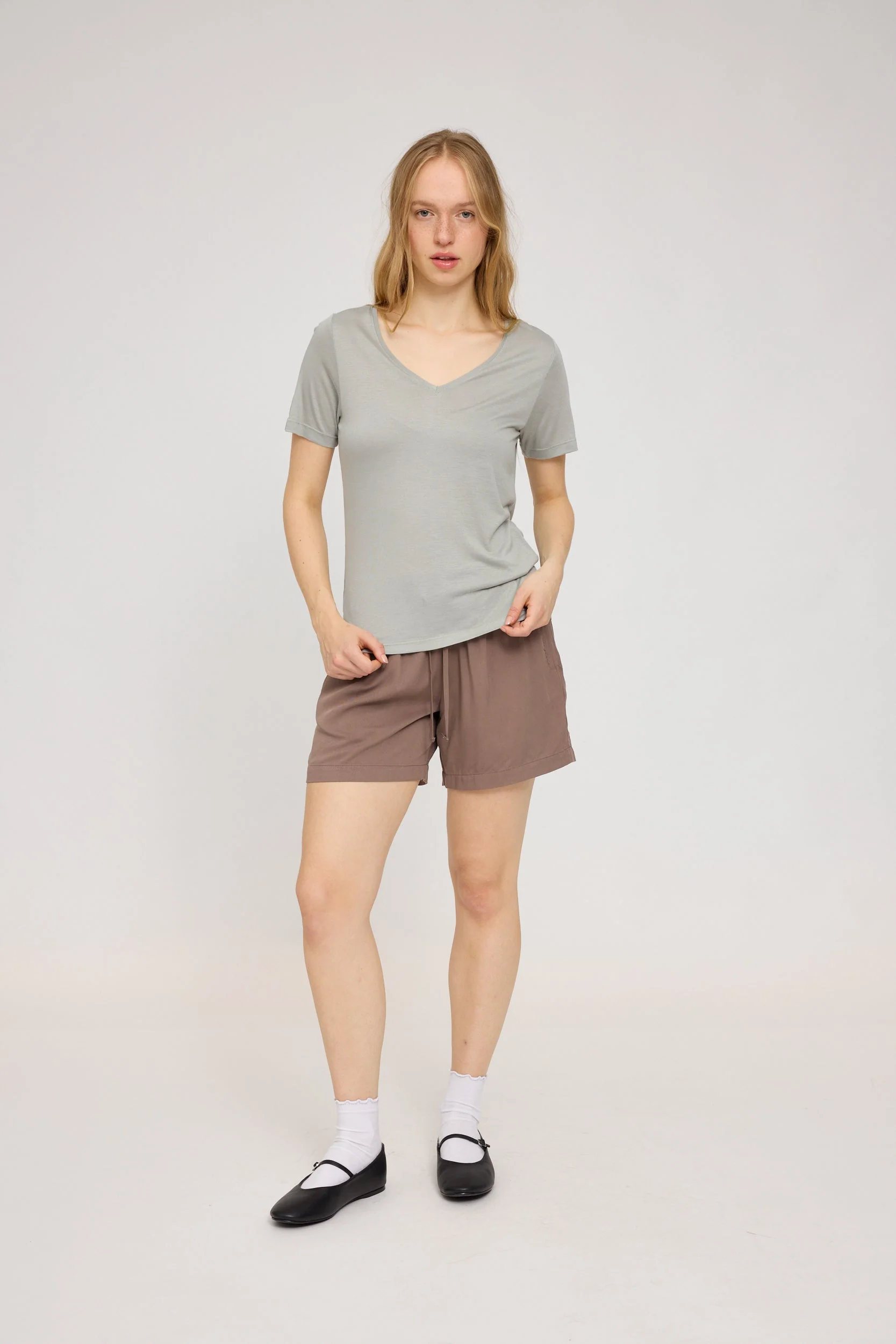Basic T V-Neck - Image 5