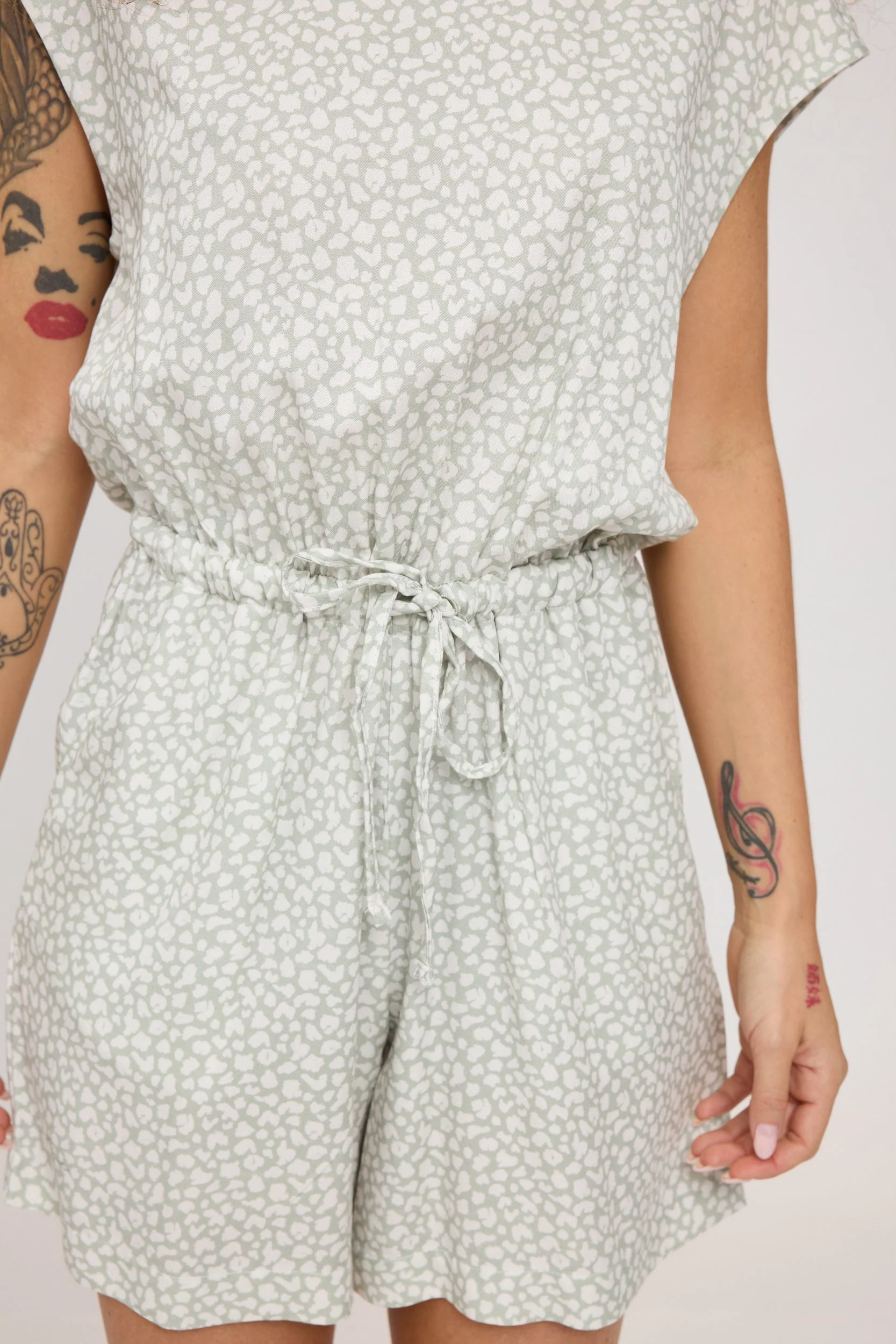 Short Printed Jumpsuit - Image 8