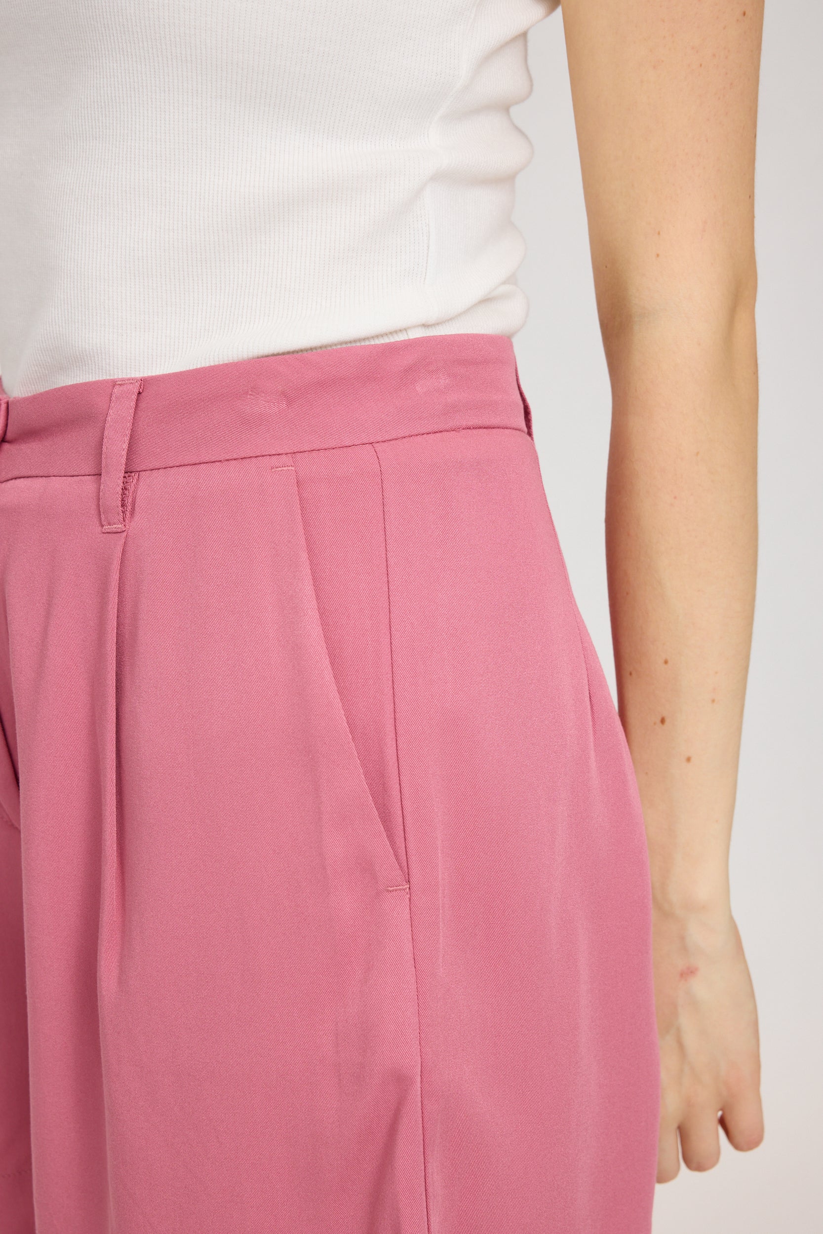 Pleated Shorts - Image 15