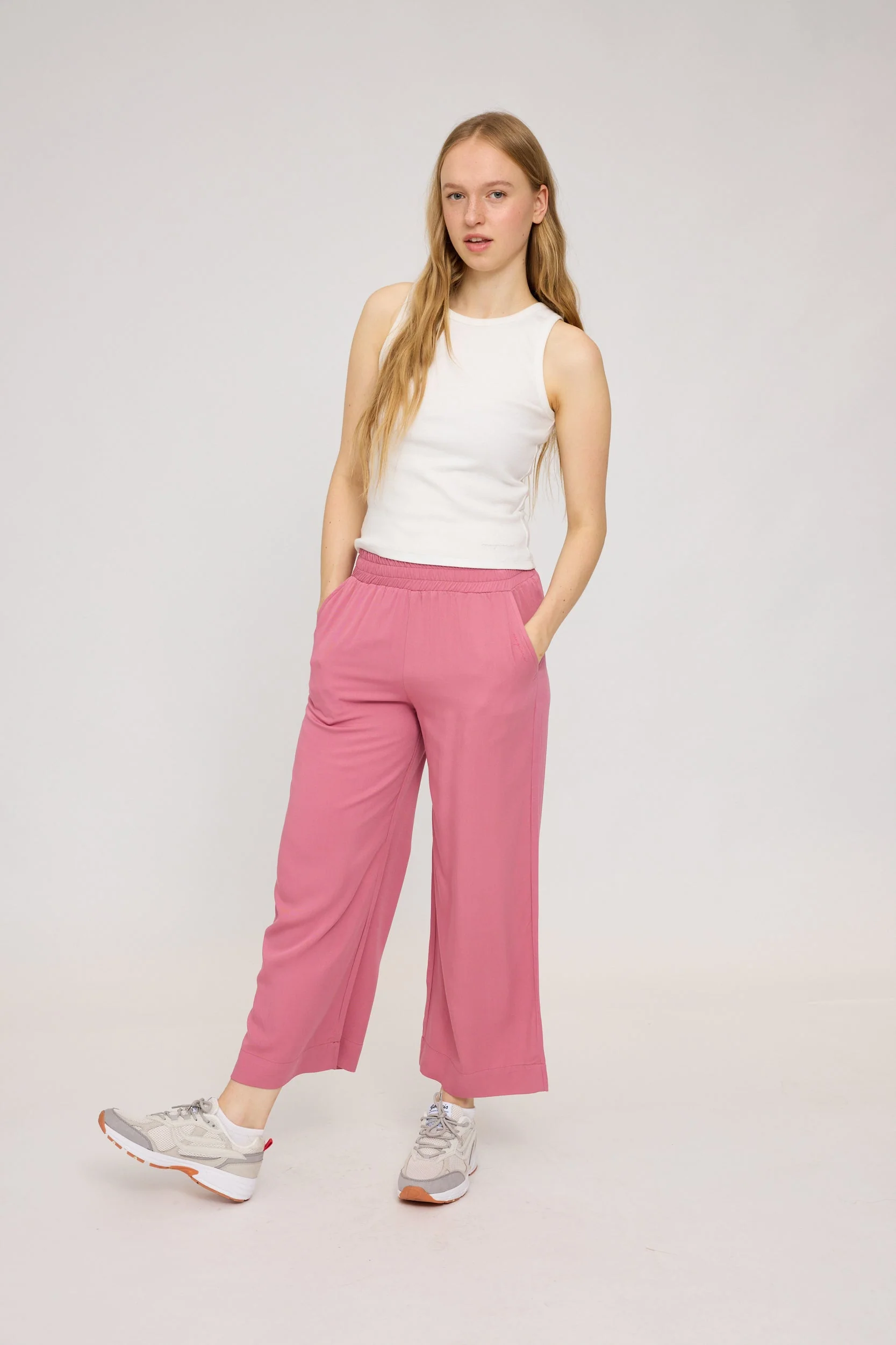 Wide Leg Pants - Image 10