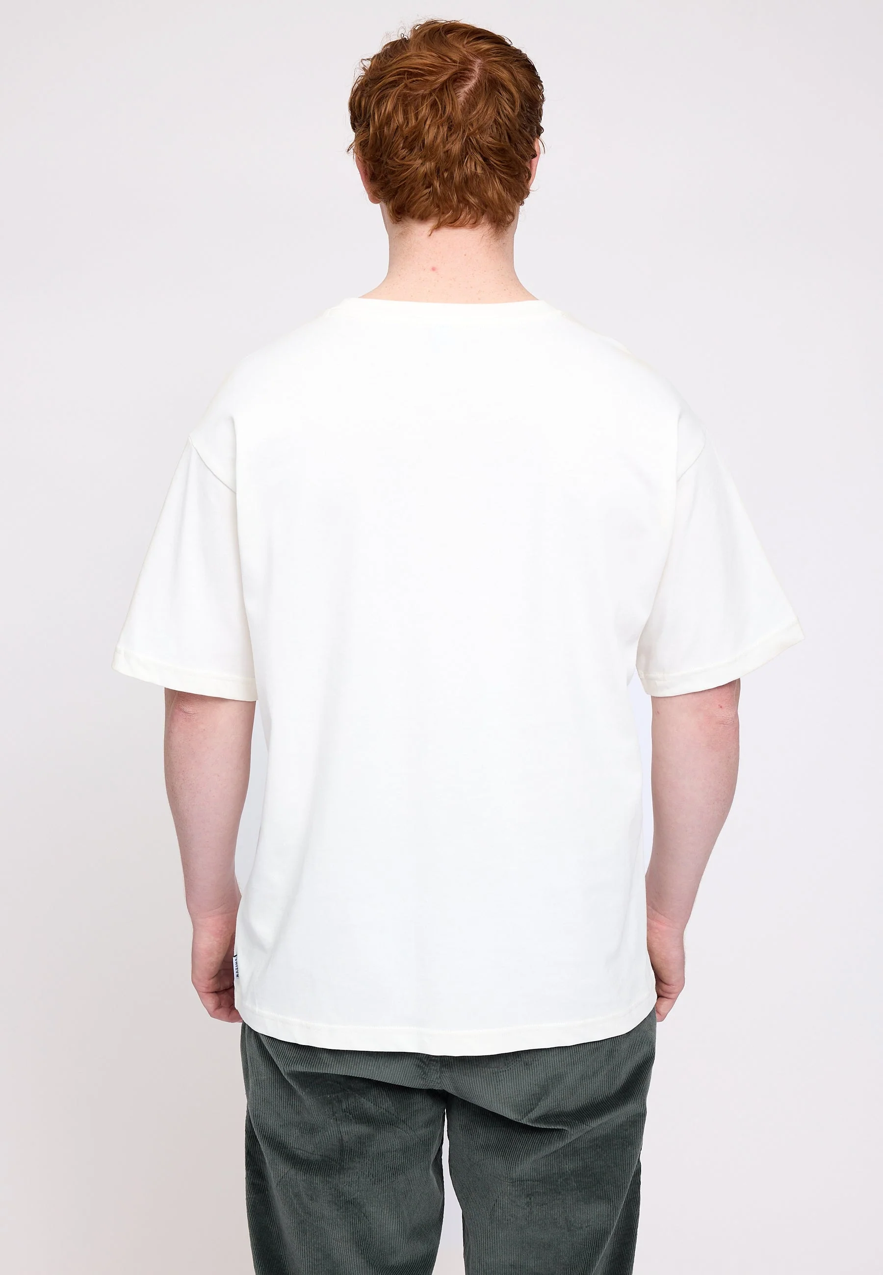 Heavy Basic T-Shirt - Image 14