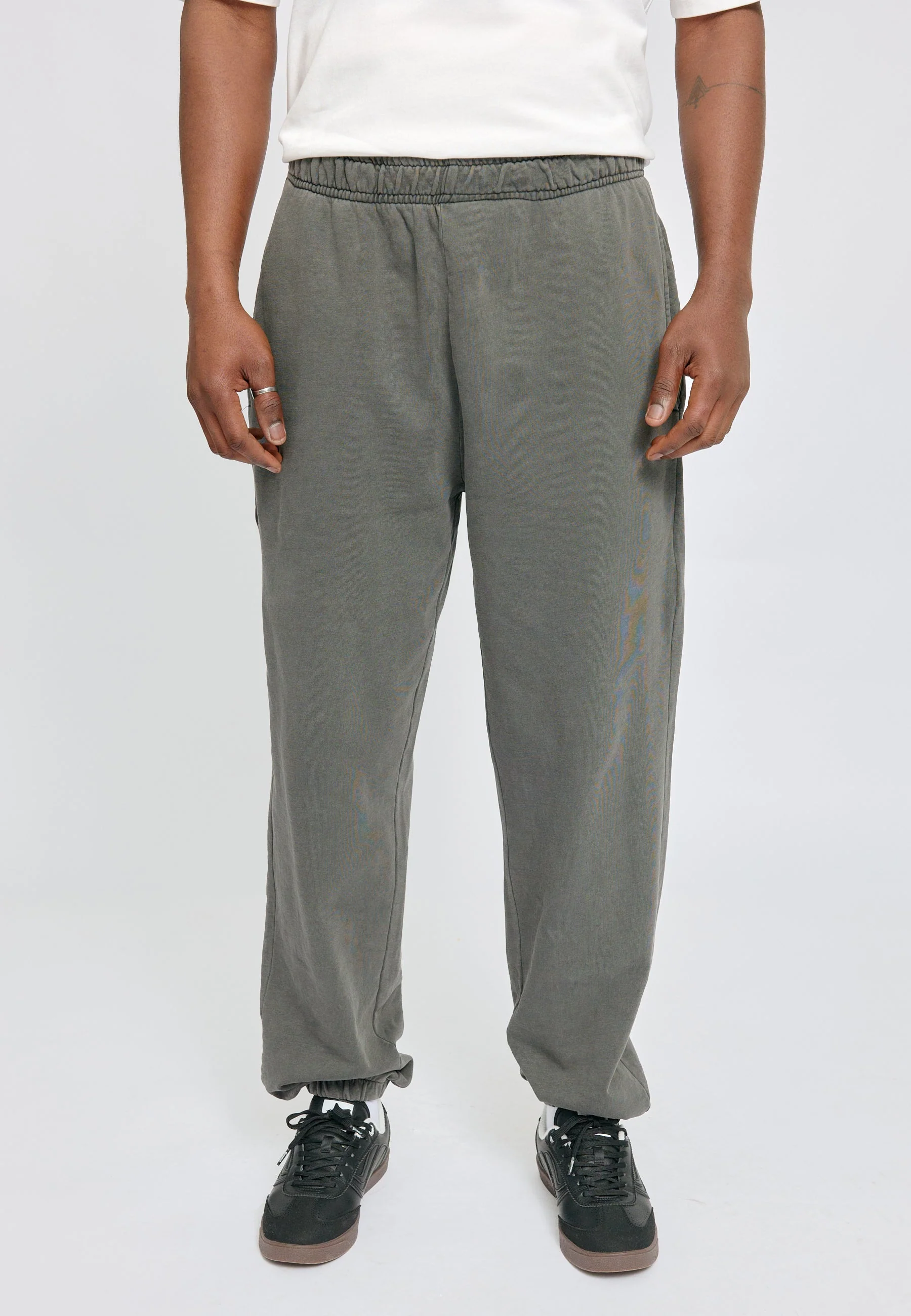 Genderless Natural Dye Sweat Pants - Image 6