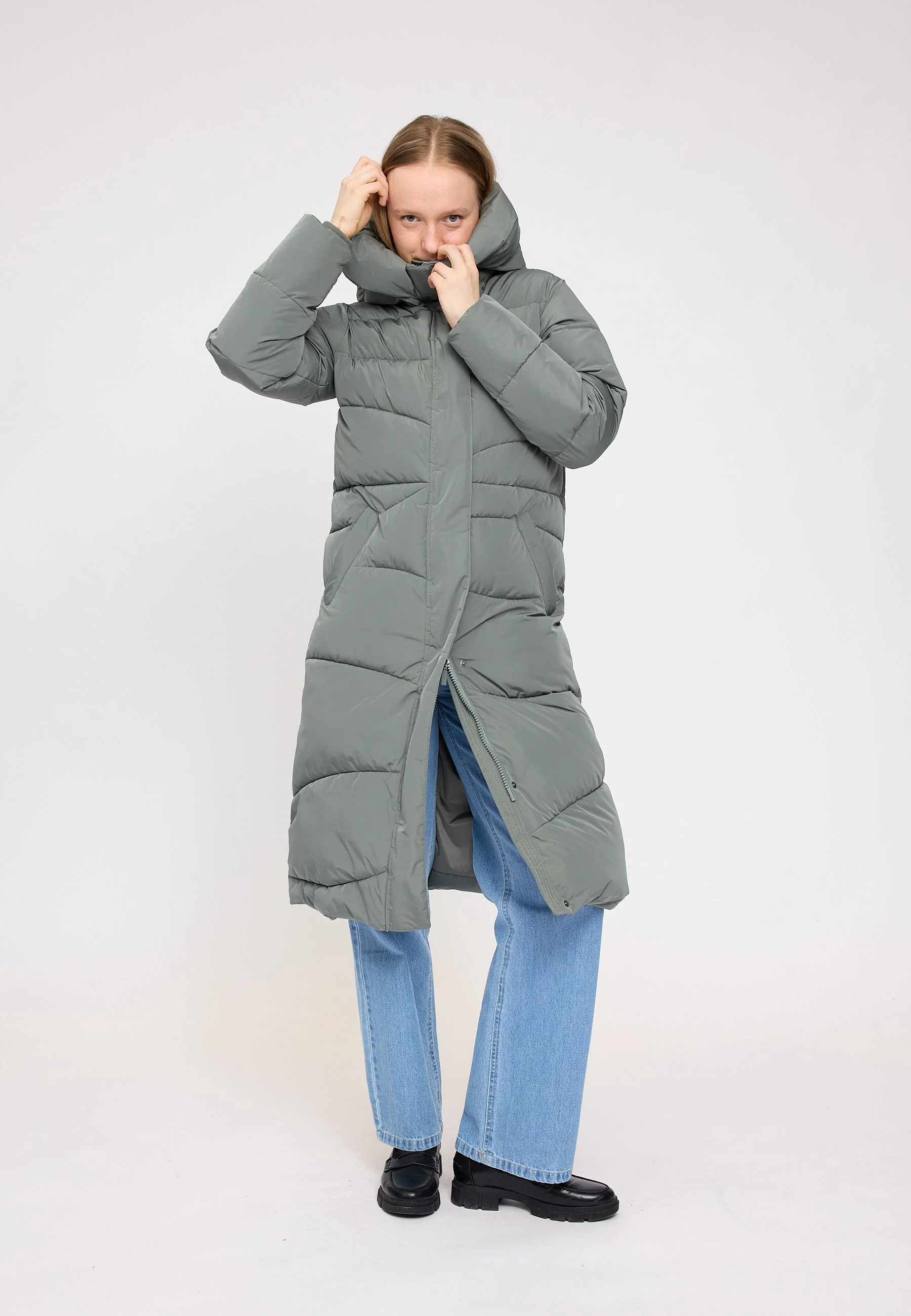 Waves Quilt Puffer Coat - Image 20