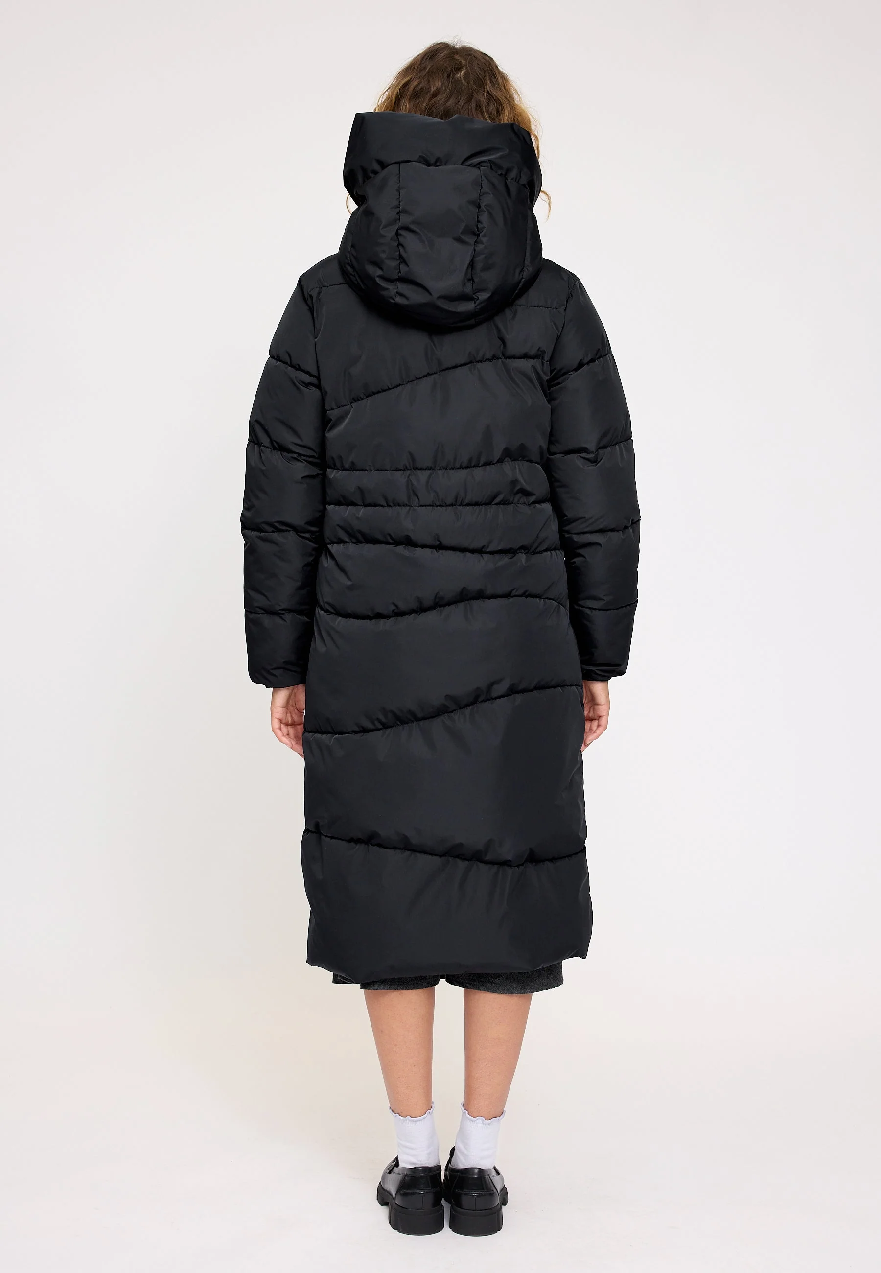 Waves Quilt Puffer Coat - Image 45