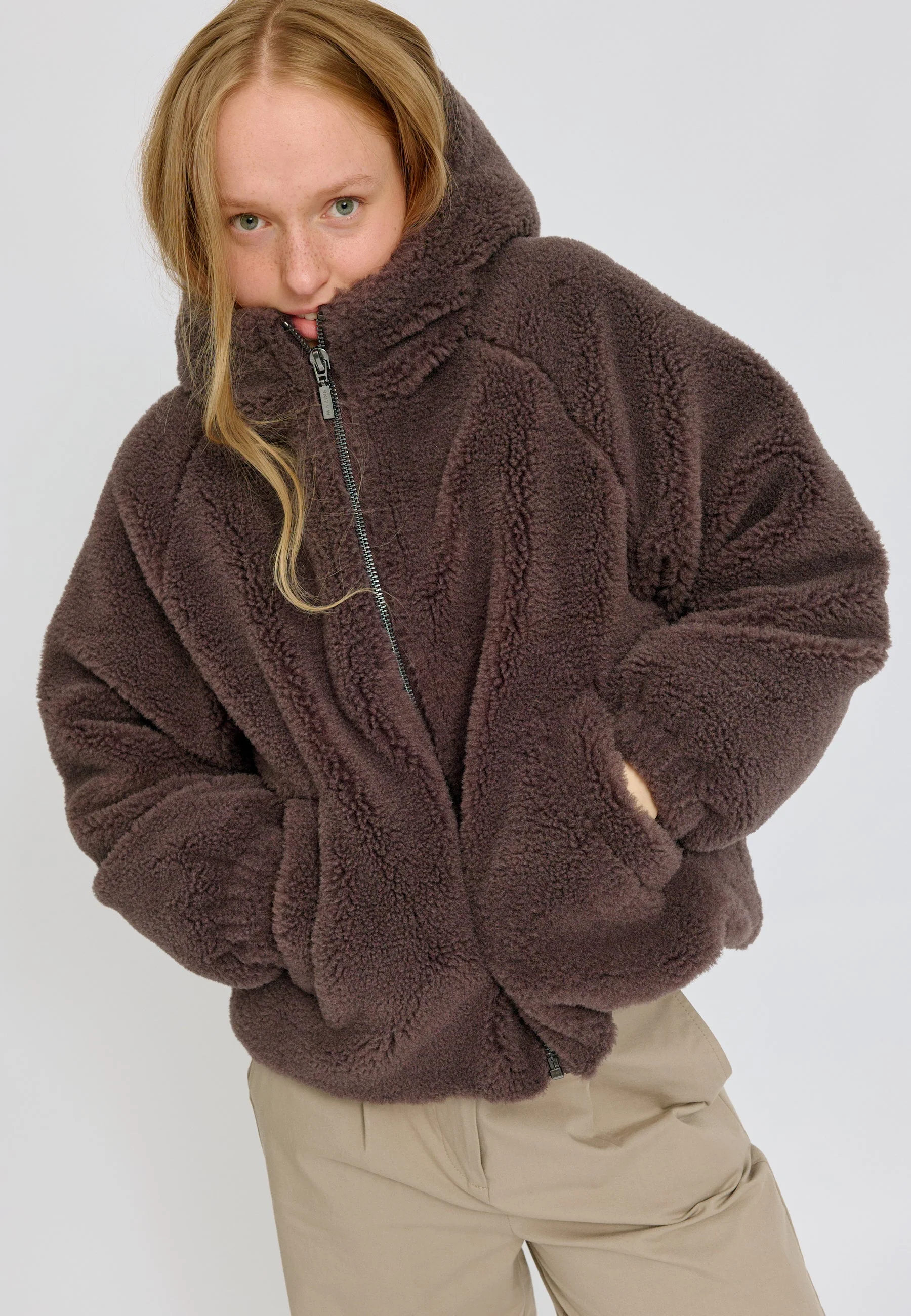 Faux-Fur Hooded Jacket - Image 12