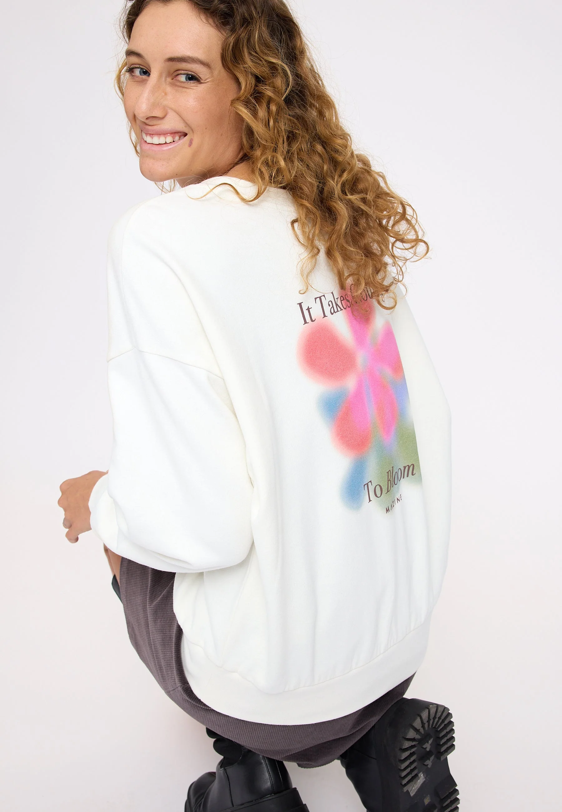 Back Print Sweatshirt - Image 19
