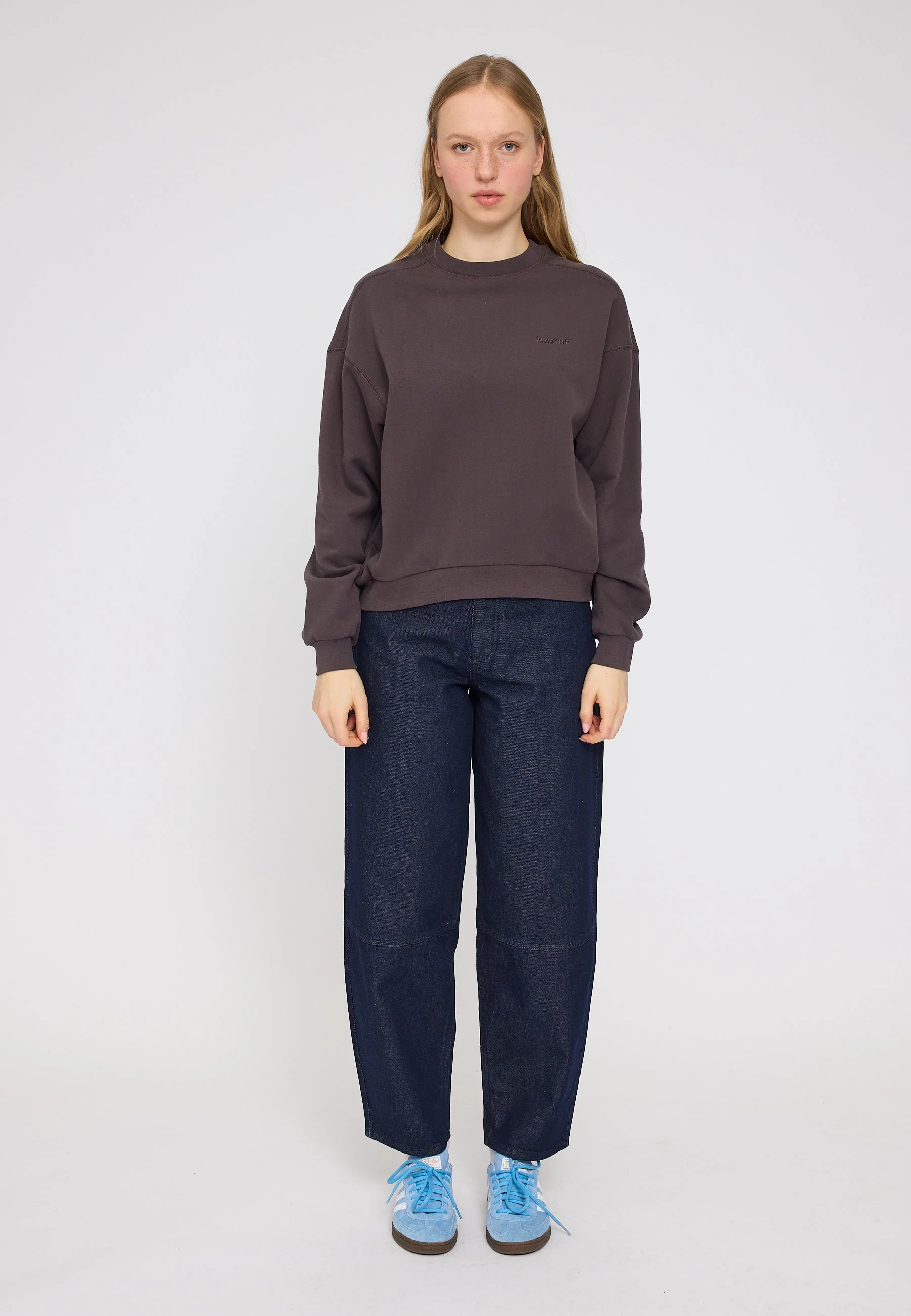 Basic Sweatshirt - Image 10