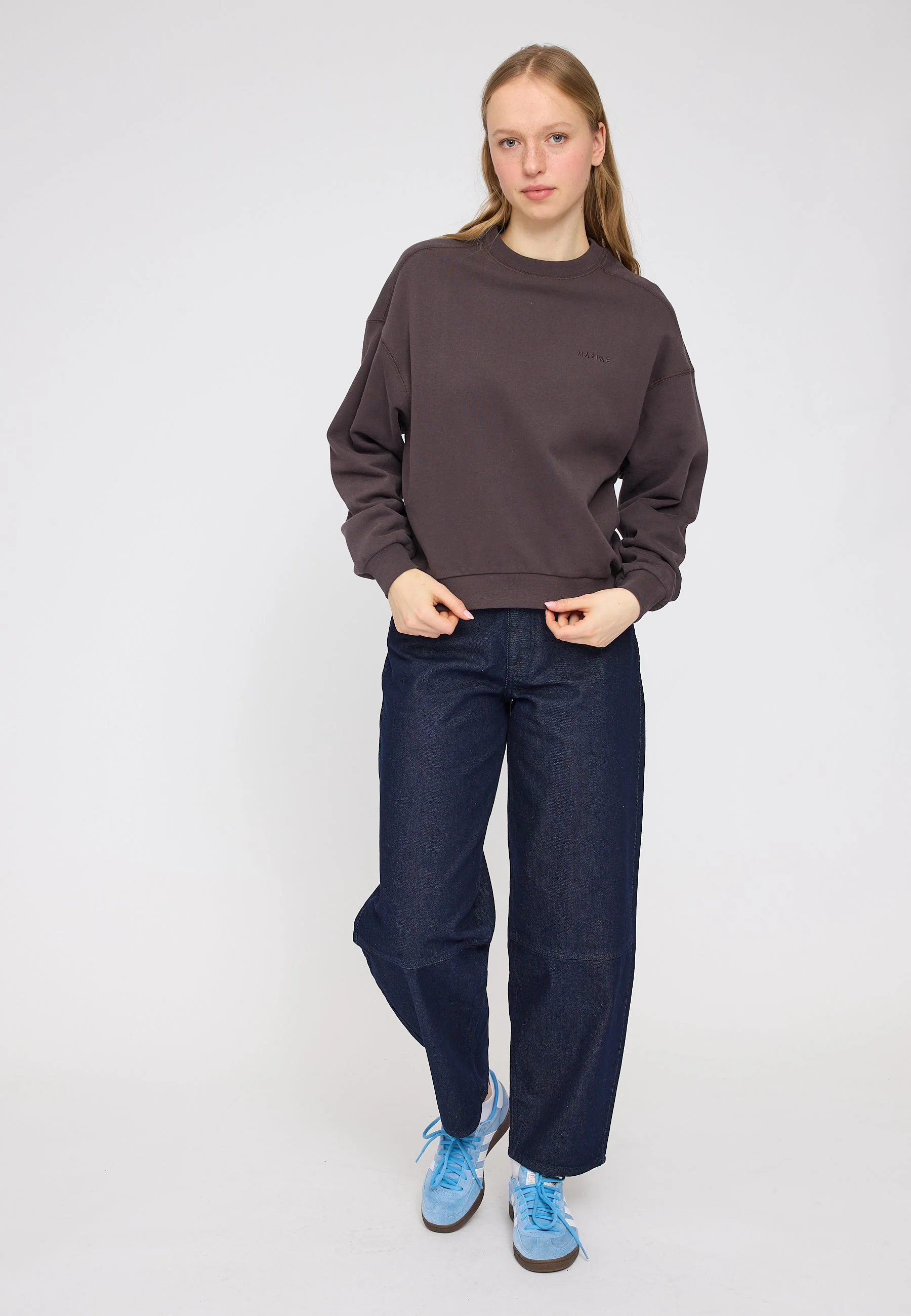 Basic Sweatshirt - Image 11