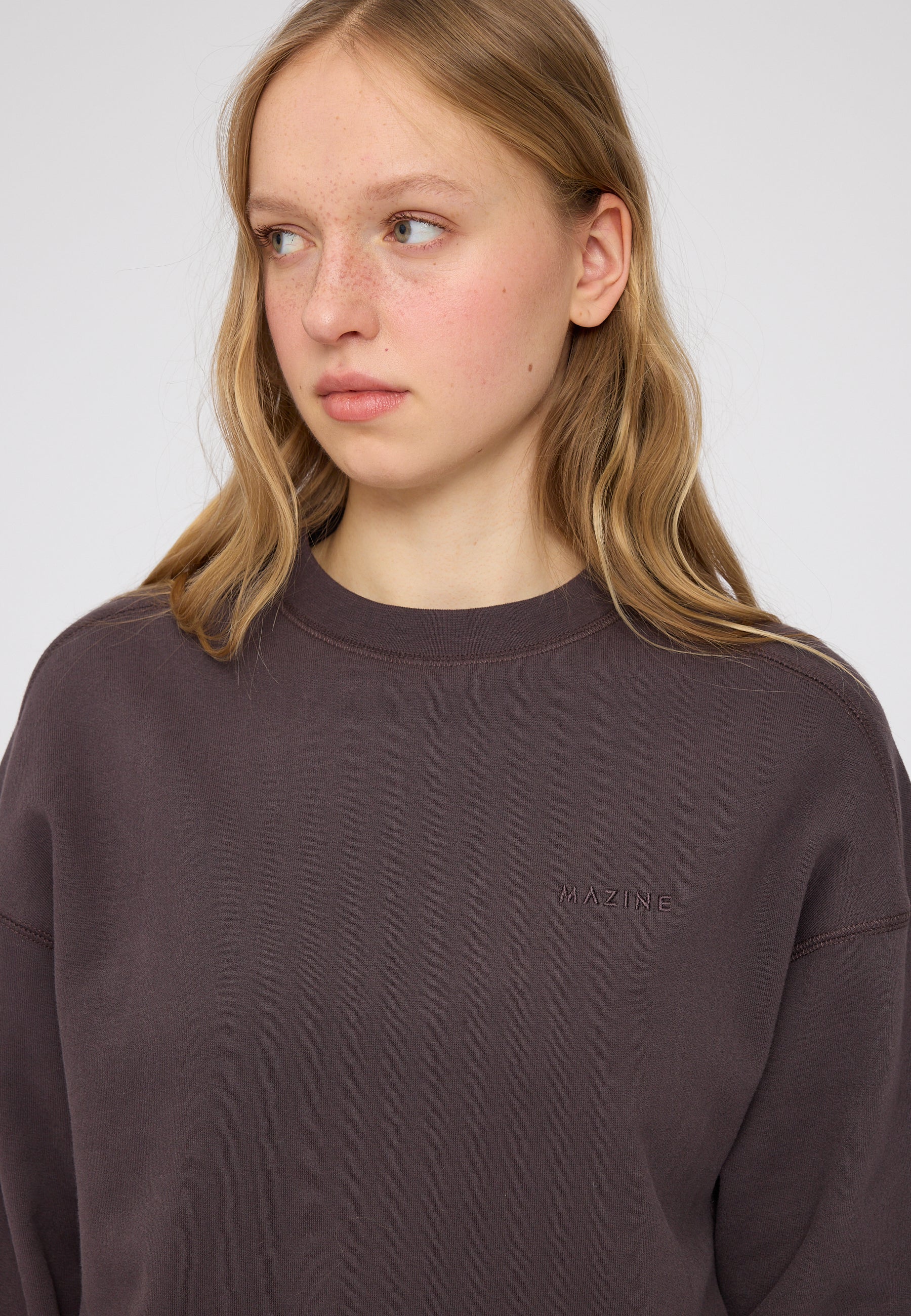 Basic Sweatshirt - Image 9