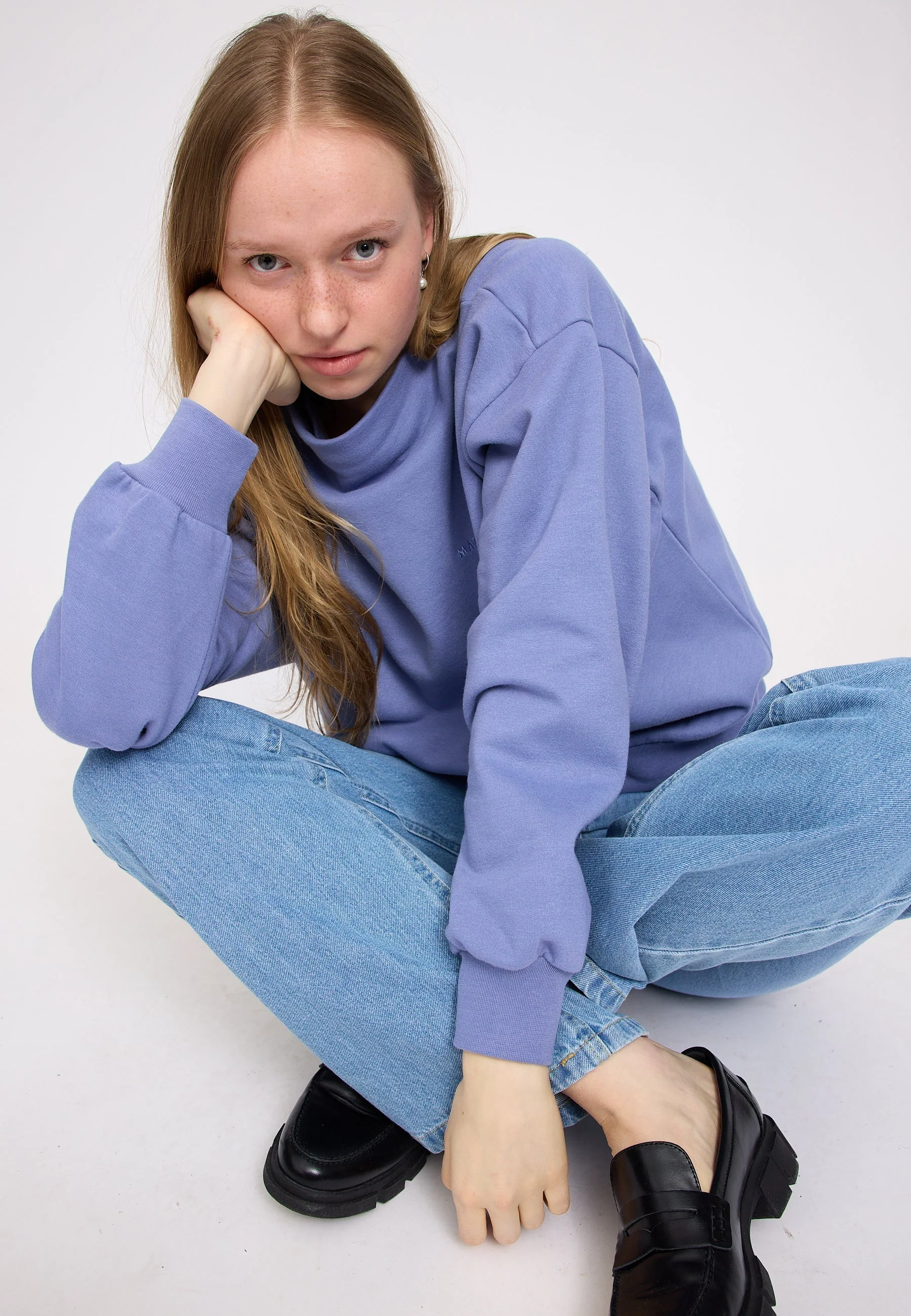 Soft Fabric Mock Turtleneck - Image 11