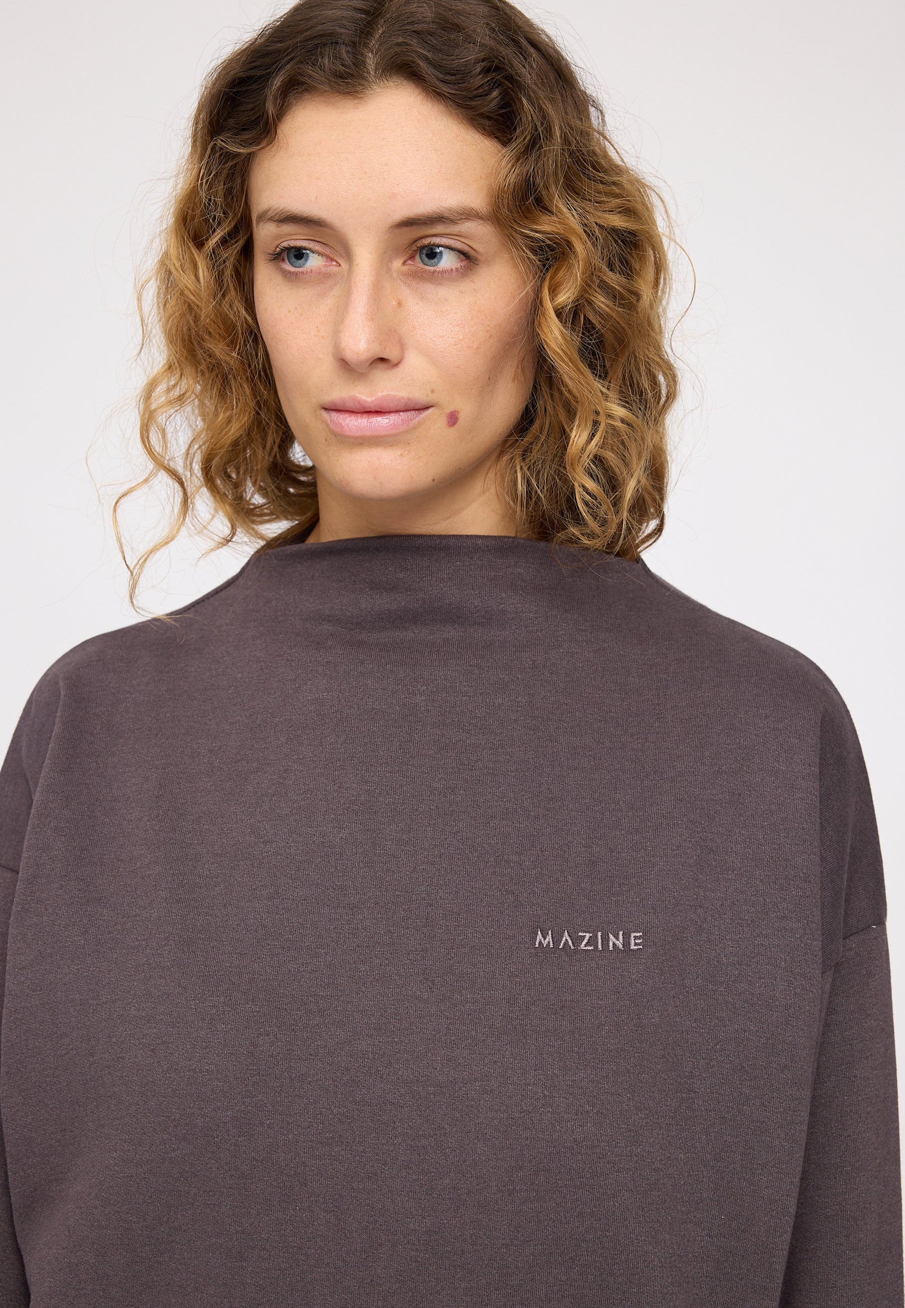 Soft Fabric Mock Turtleneck - Image 15
