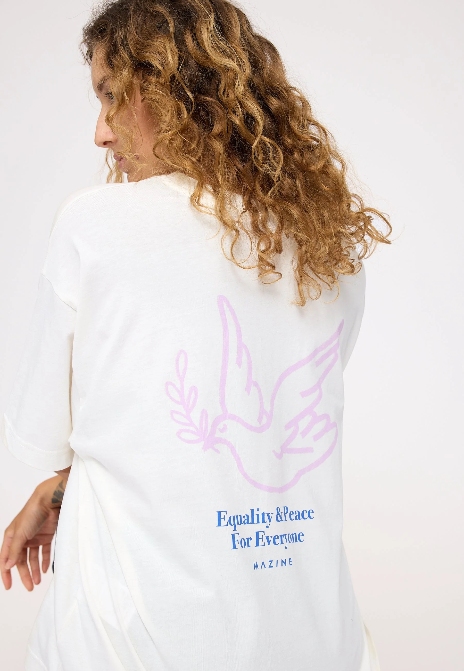 Back Print T-Shirt - Image 19
