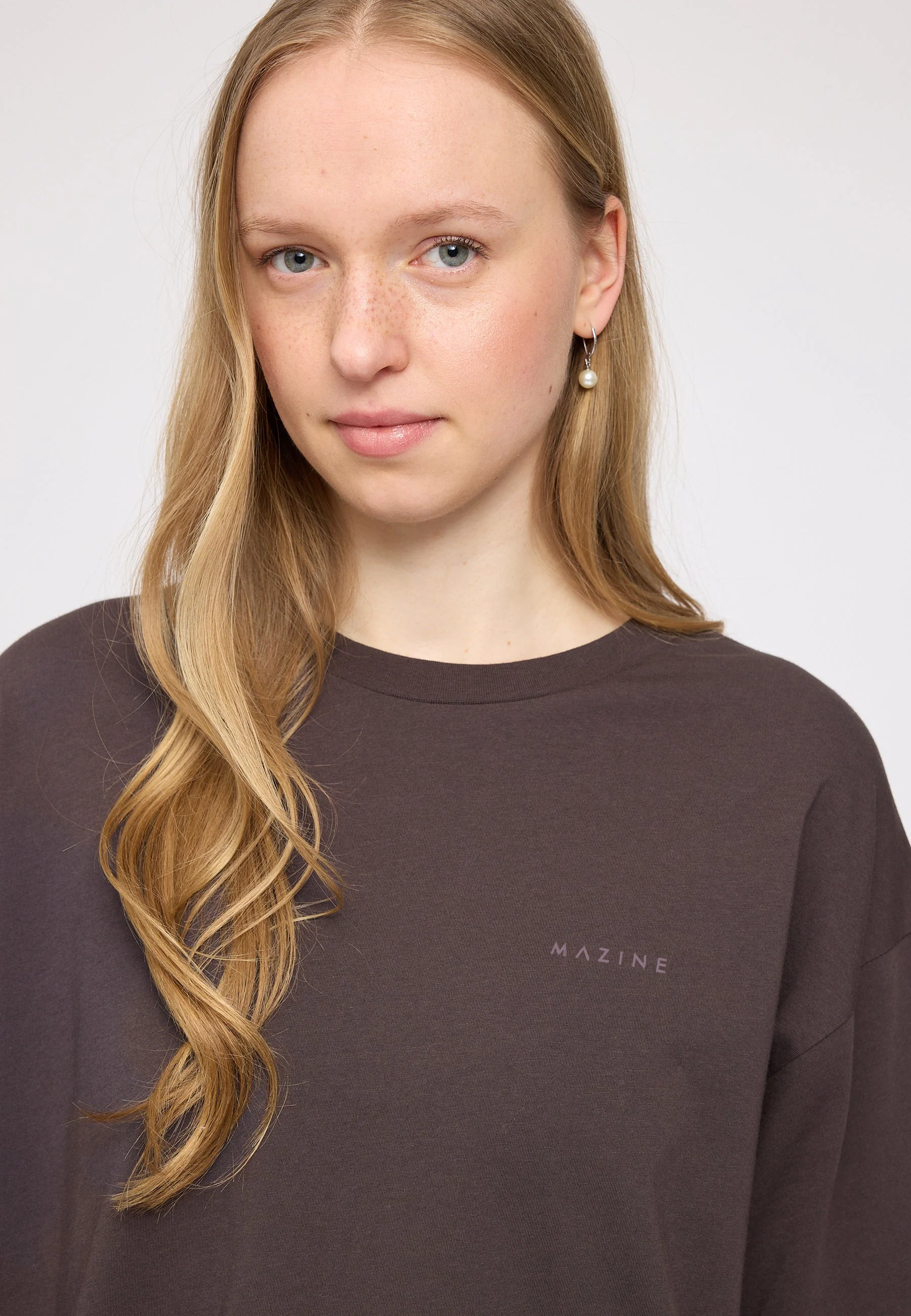 Back Print T-Shirt - Image 3