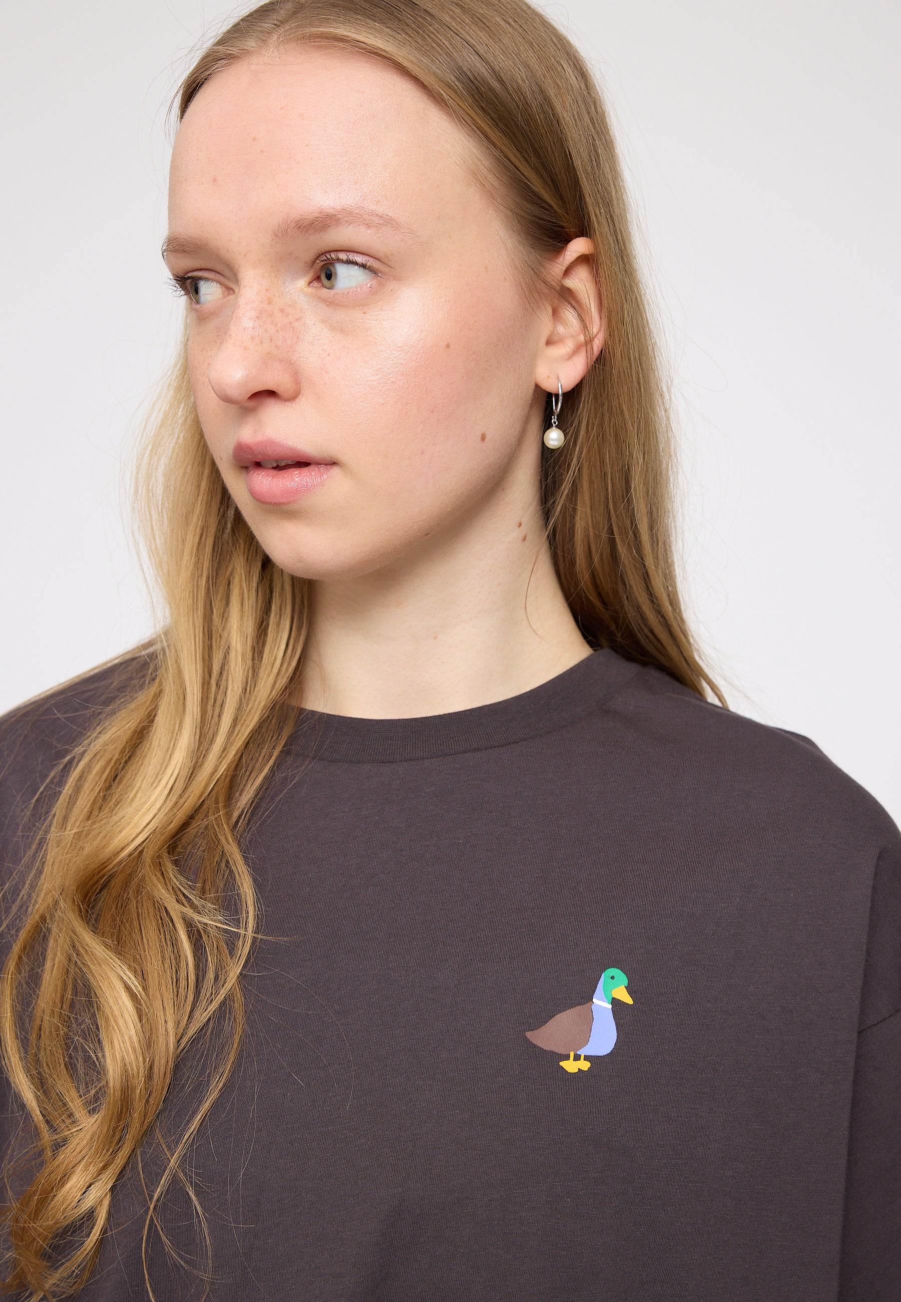 Chest Print T-Shirt - Image 9