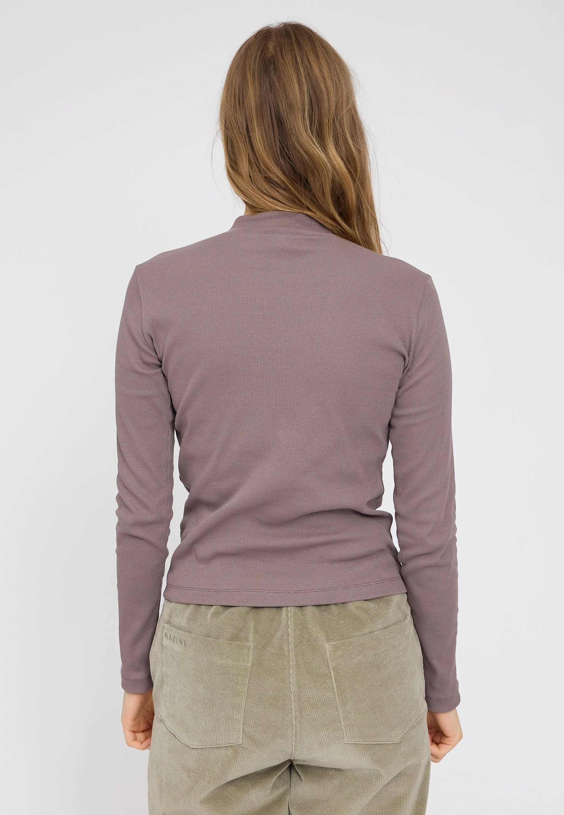 Turtleneck Longsleeve - Image 8
