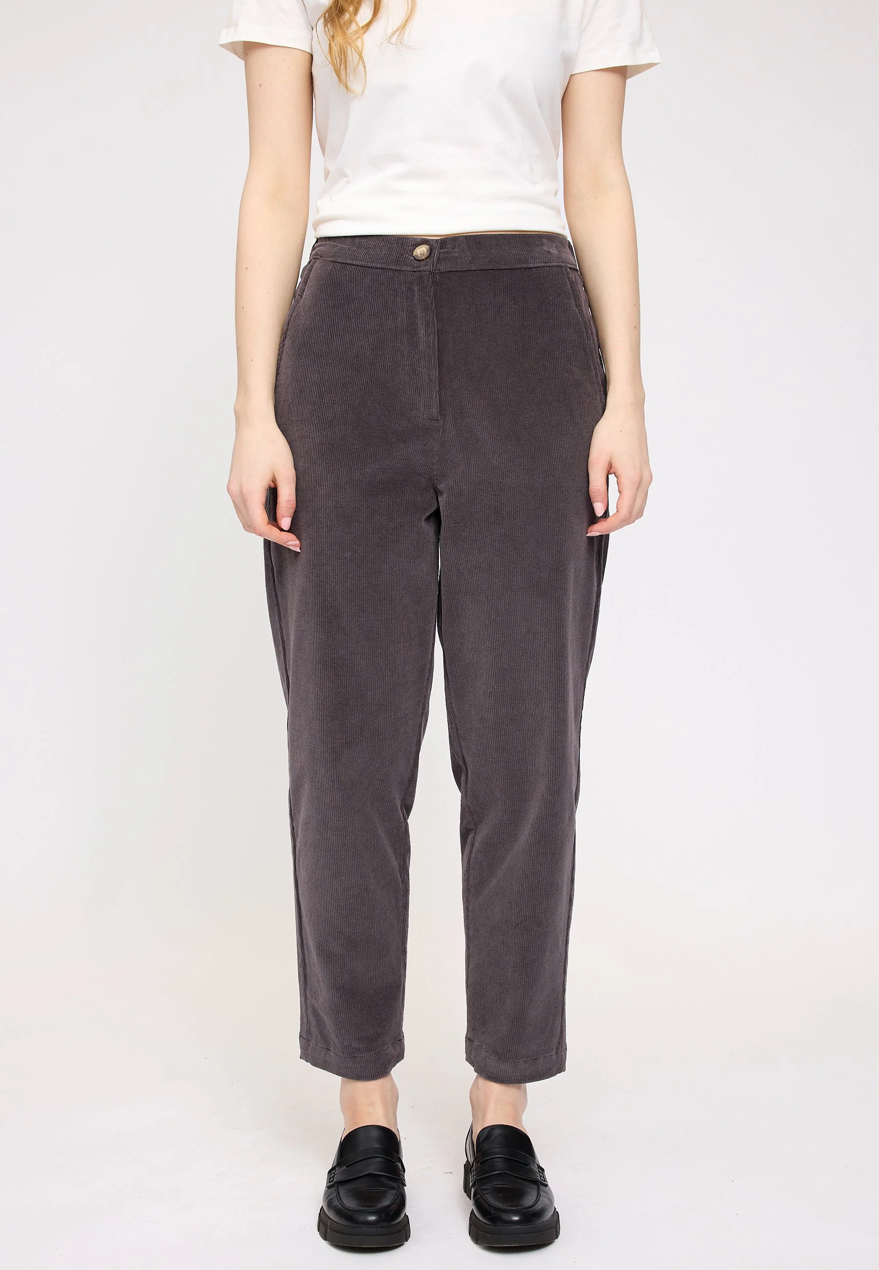 Fall / Winter 25