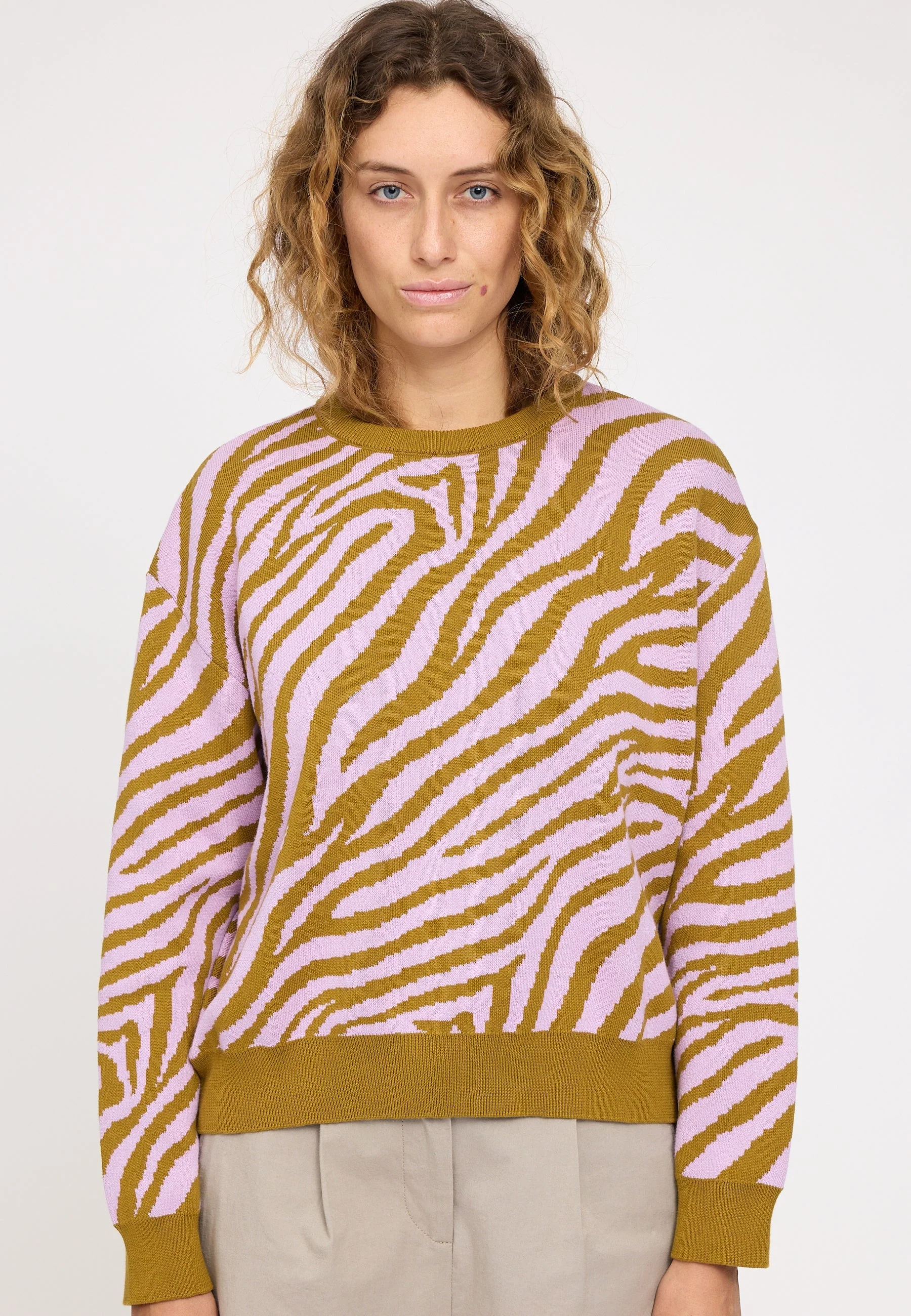 Zebra Jacquard Knit Jumper - Image 7