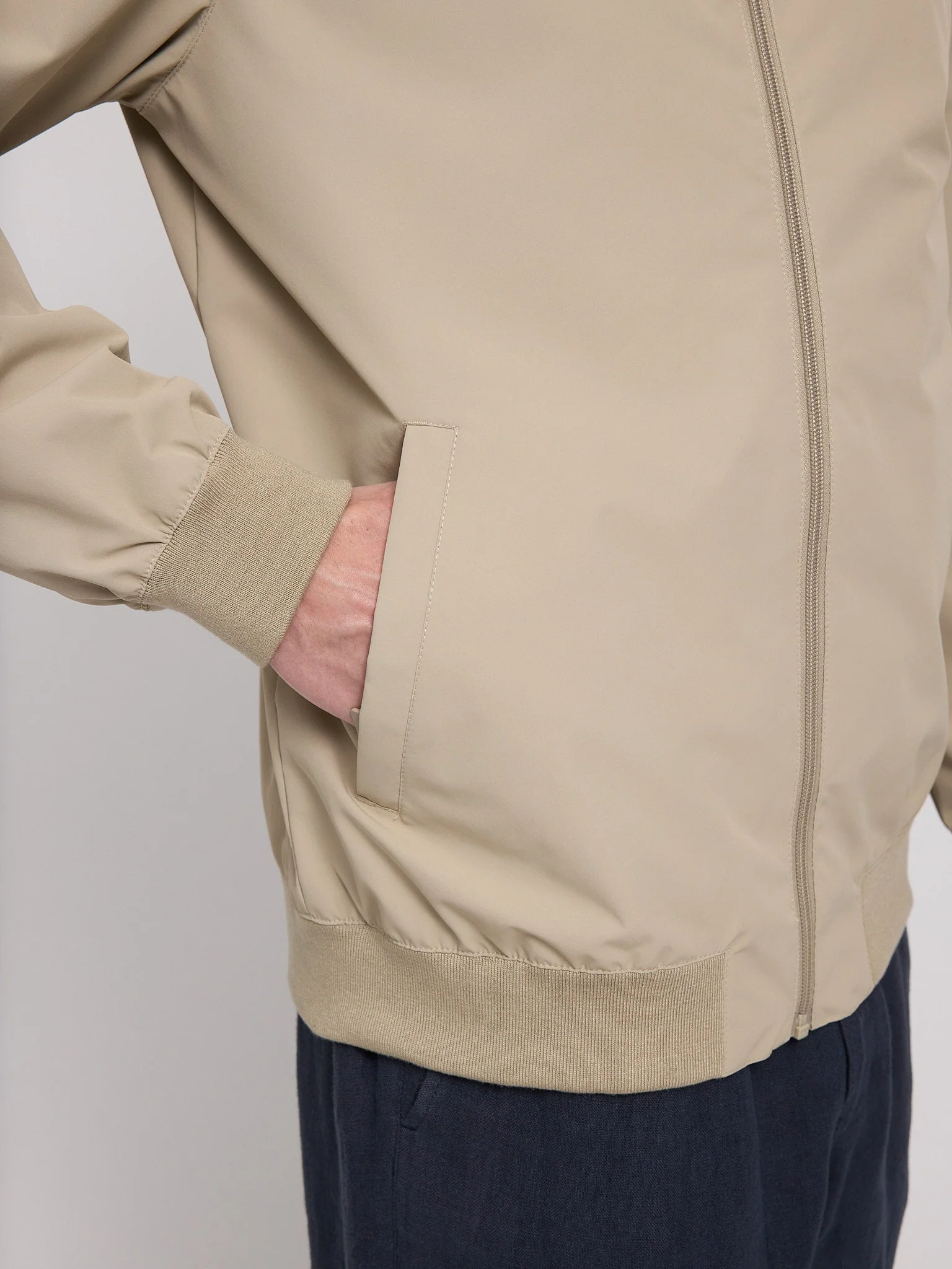 Light Blouson - Image 13