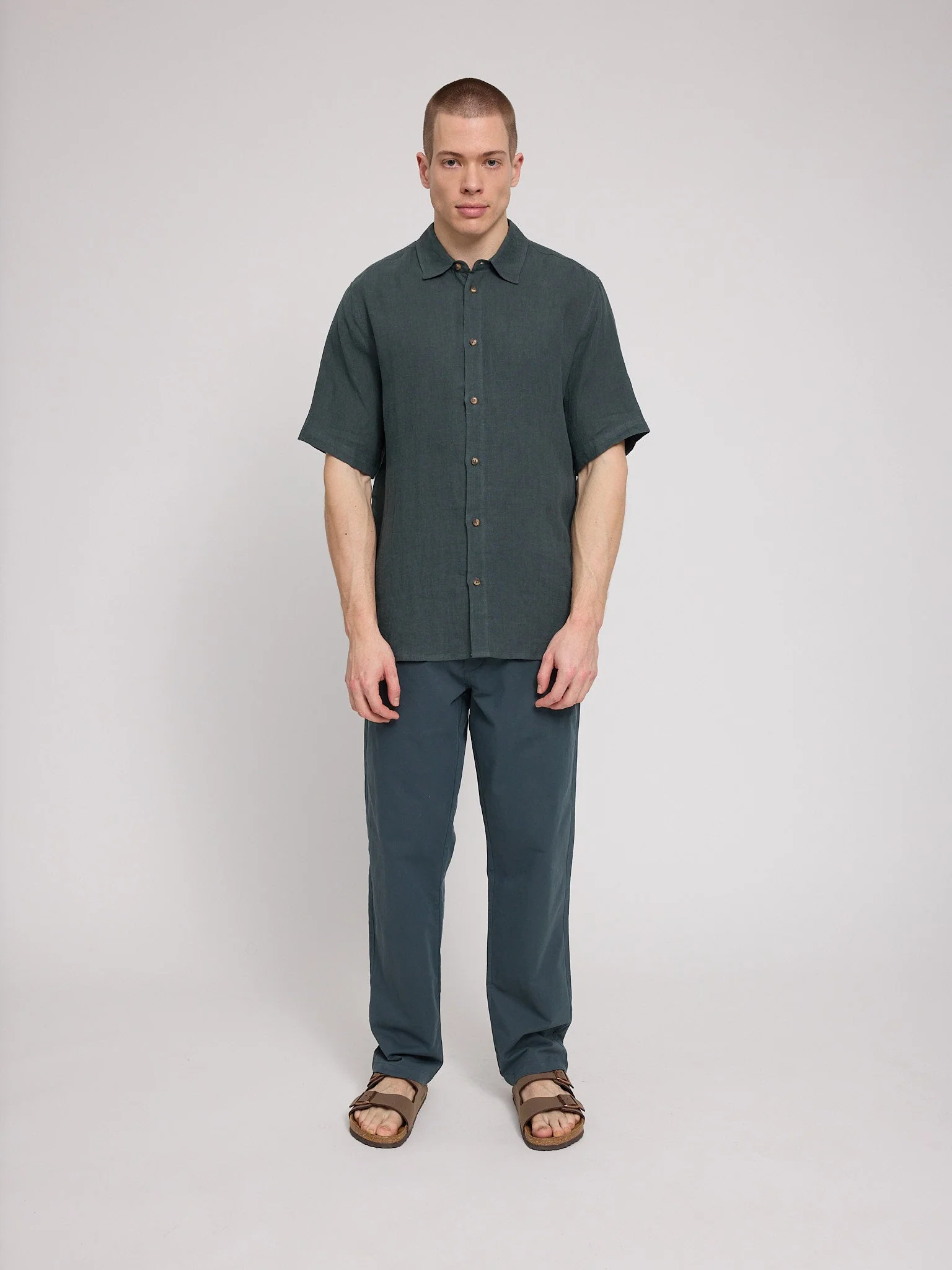 Shortsleeve Linen Shirt - Image 18