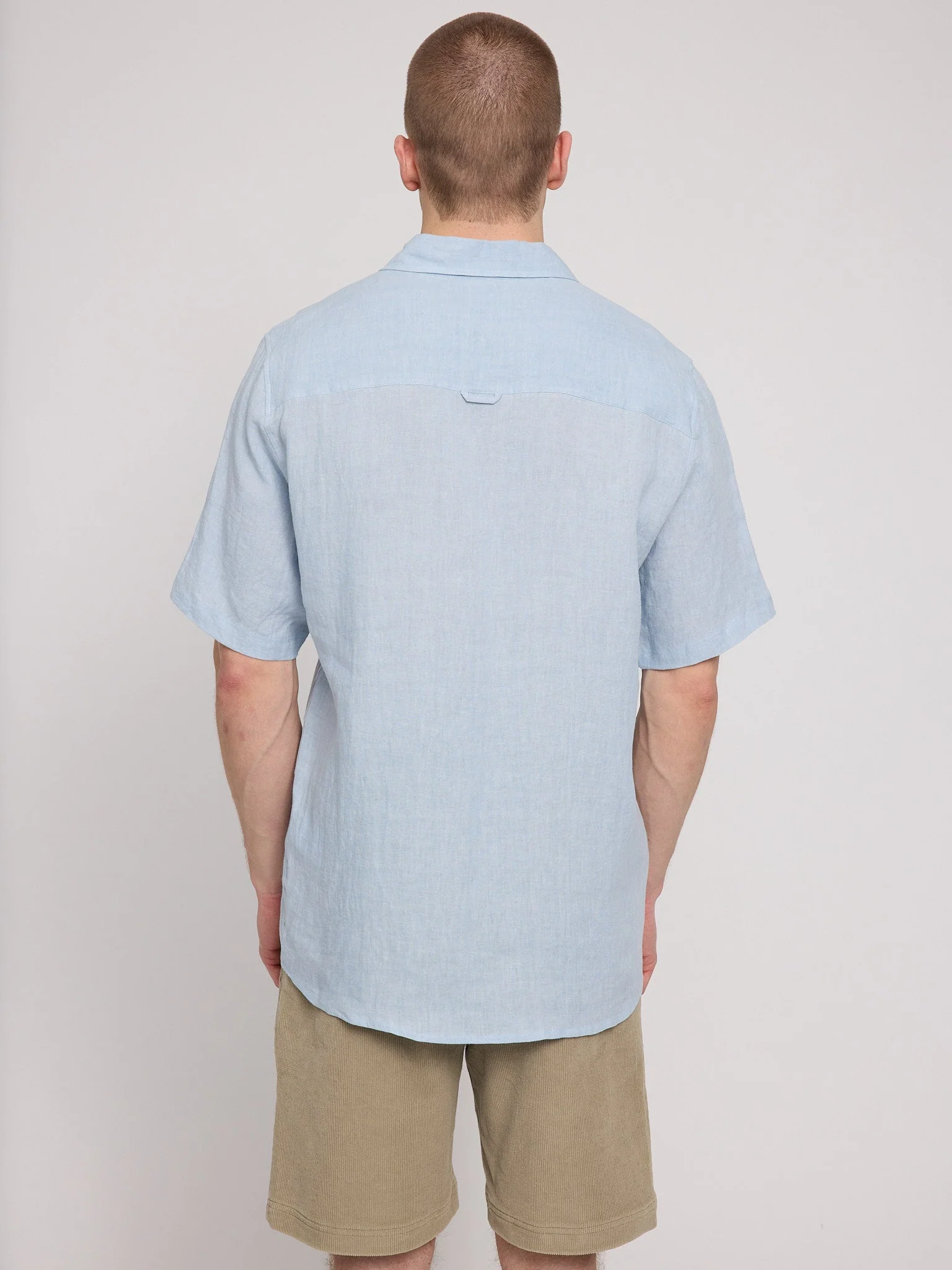 Shortsleeve Linen Shirt - Image 22