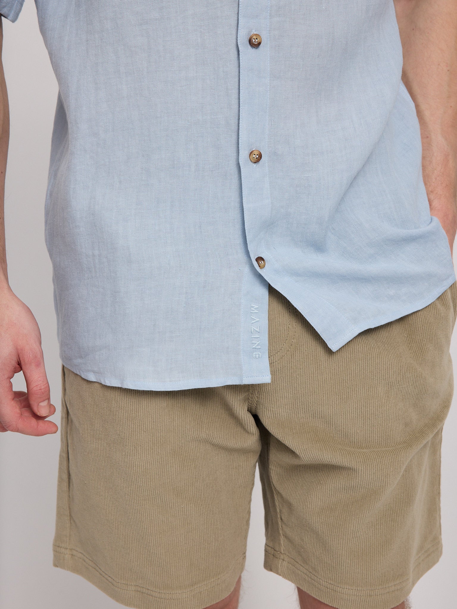 Shortsleeve Linen Shirt - Image 24