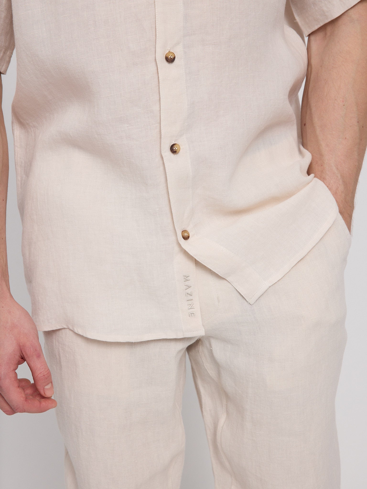 Shortsleeve Linen Shirt - Image 31
