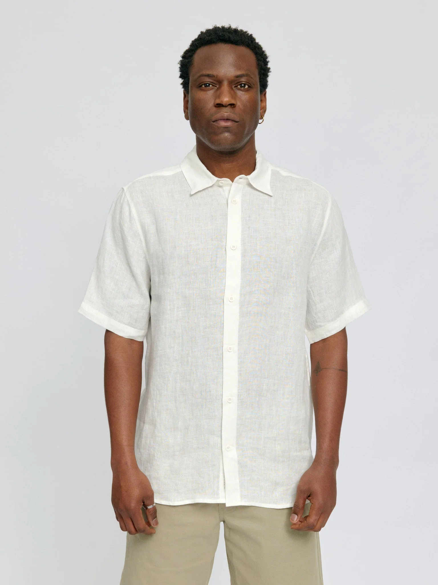 Shortsleeve Linen Shirt - Image 35