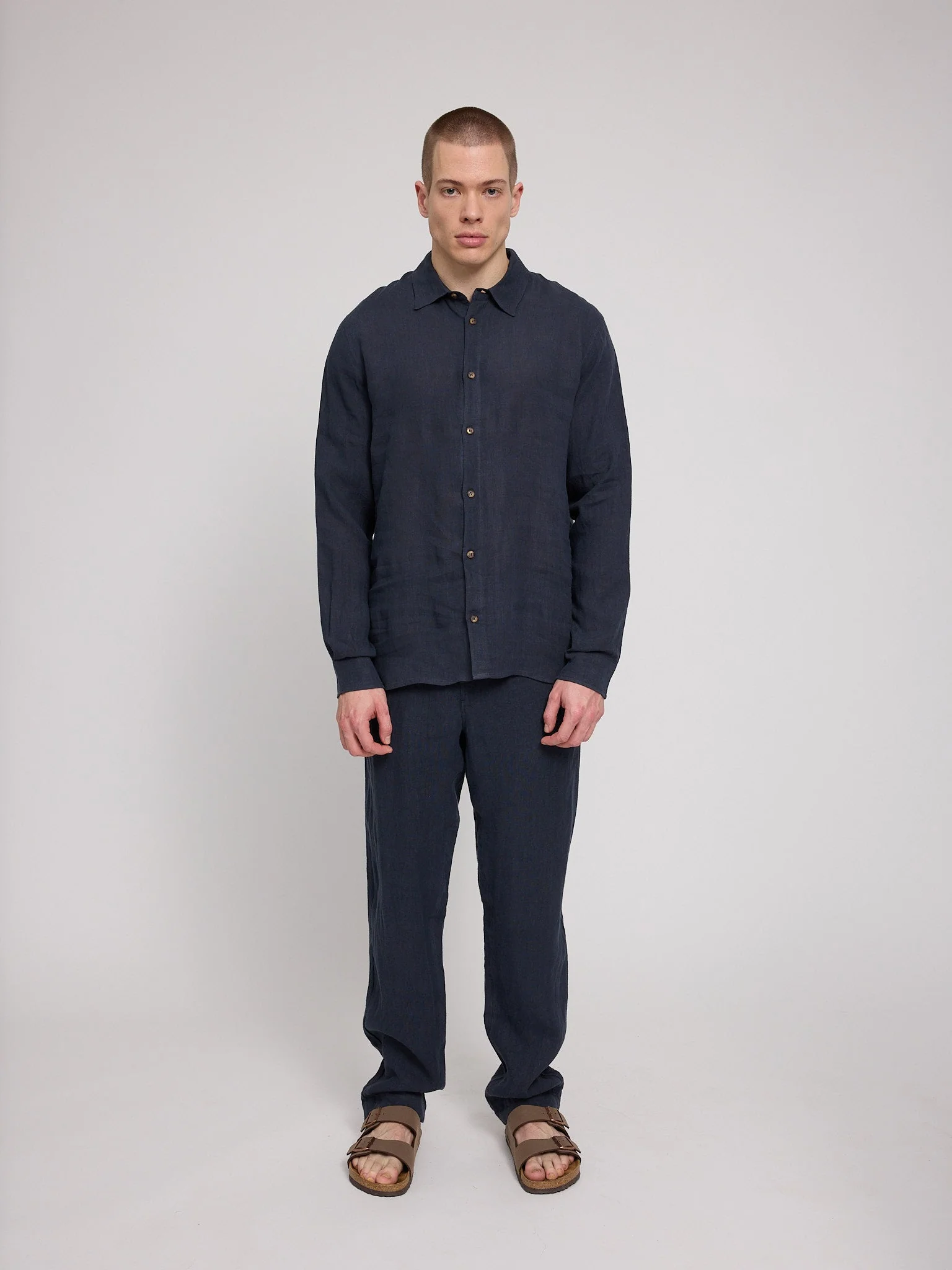 Classic Linen Shirt - Image 12