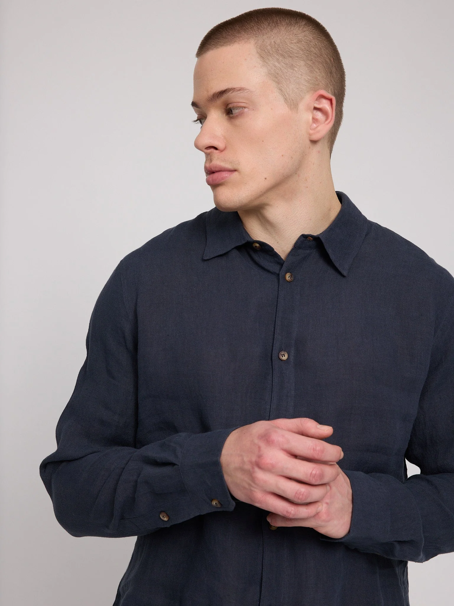 Classic Linen Shirt - Image 13