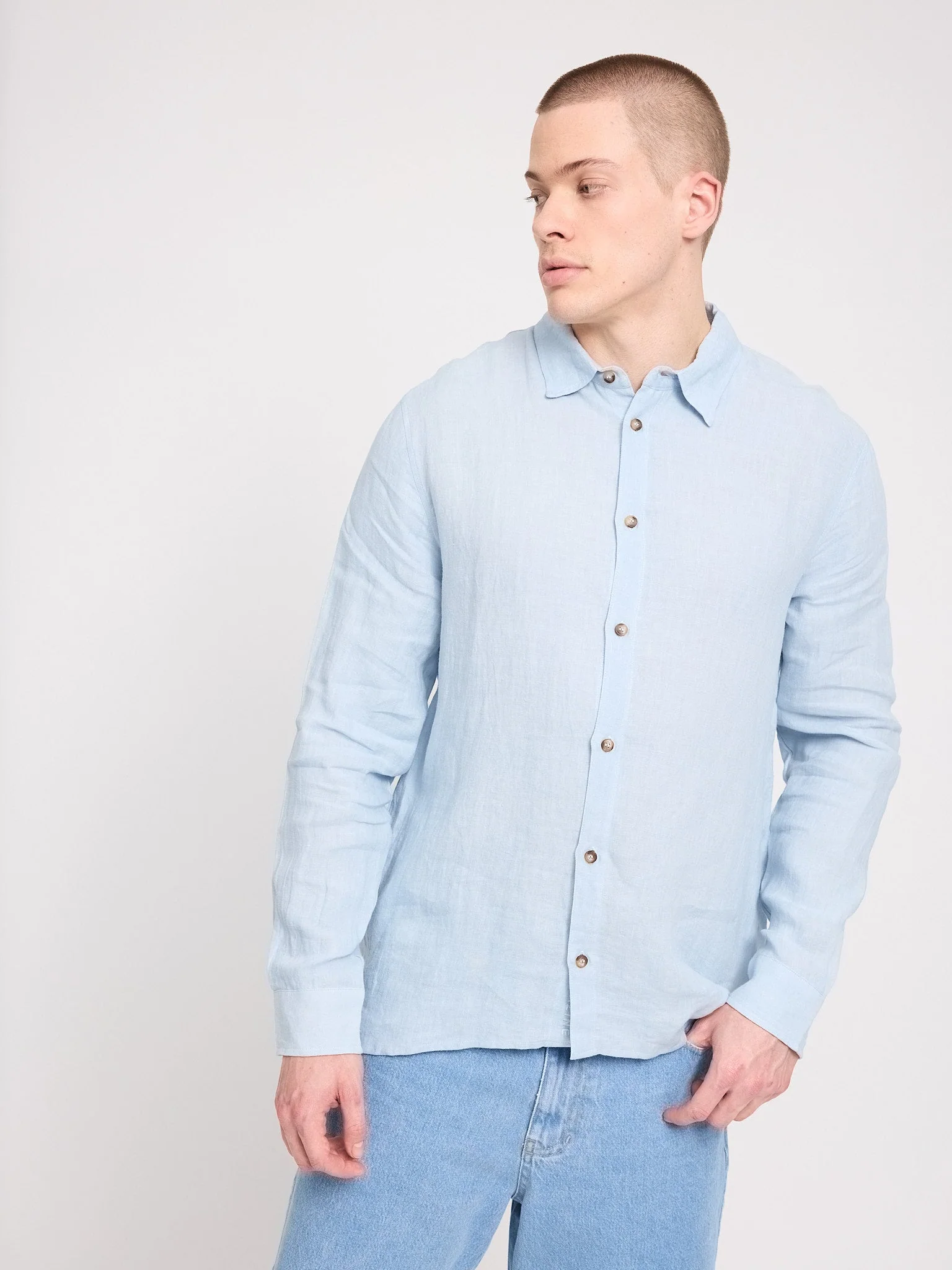 Classic Linen Shirt - Image 15