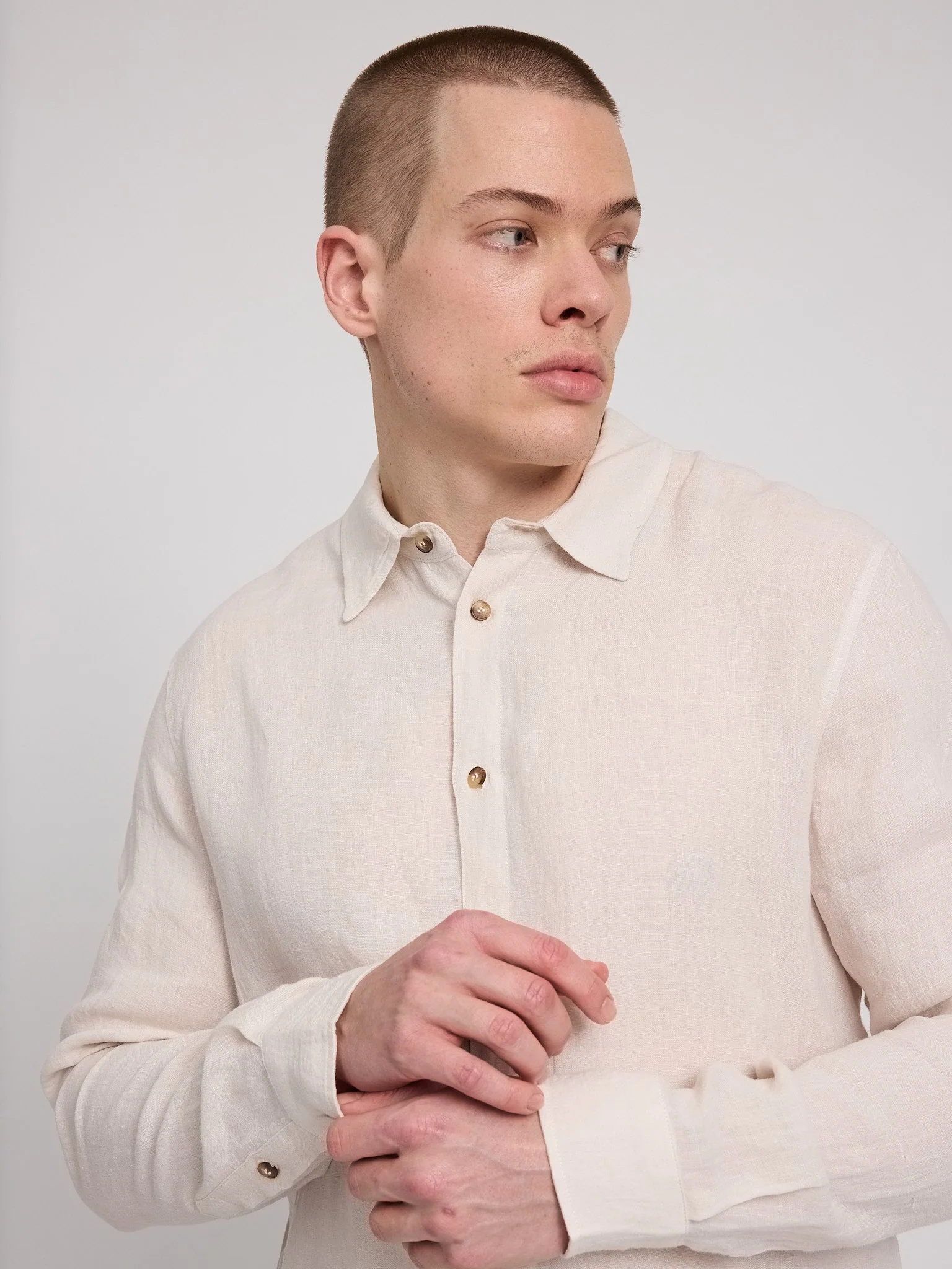 Classic Linen Shirt - Image 27