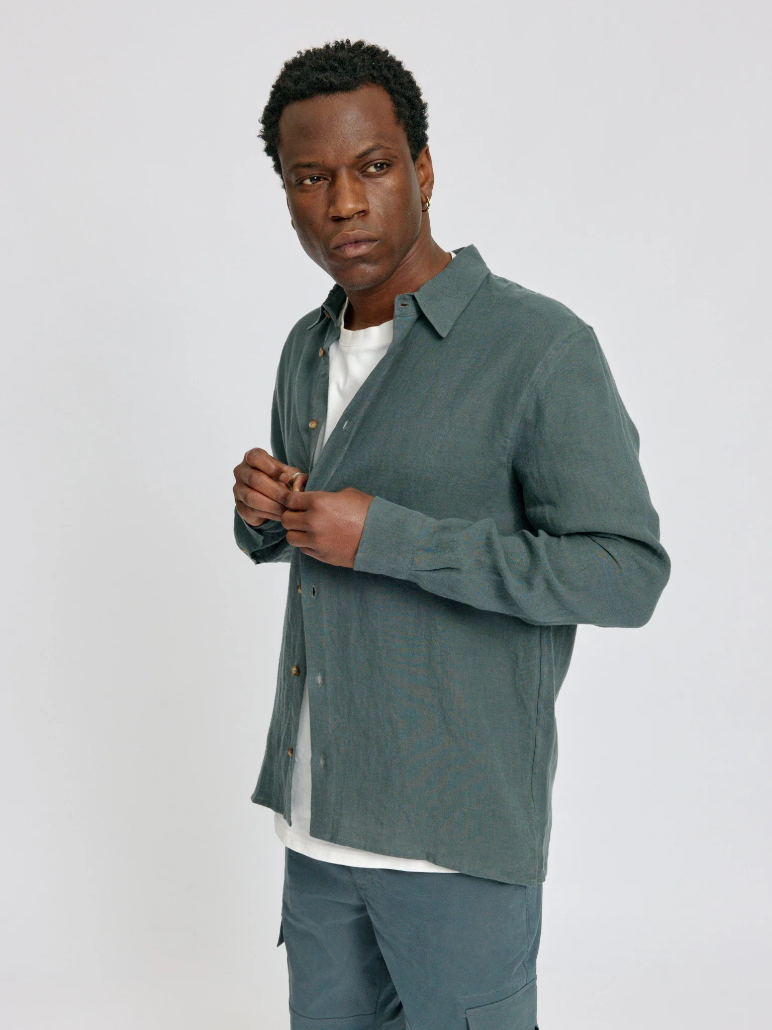 Classic Linen Shirt - Image 6